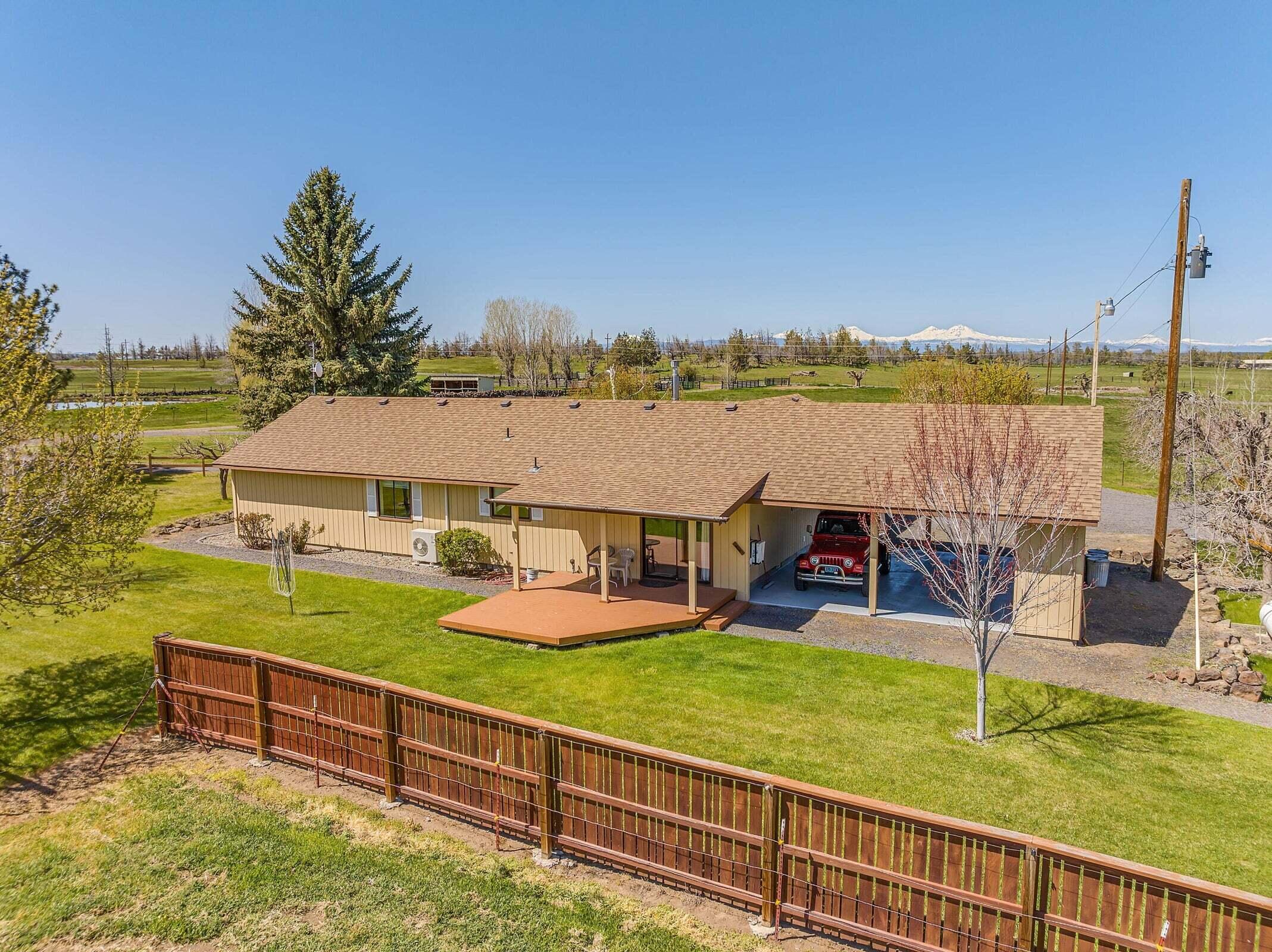Powell Butte, Oregon, 97753, United States, 3 Bedrooms Bedrooms, ,1 BathroomBathrooms,Residential,For Sale,1770656