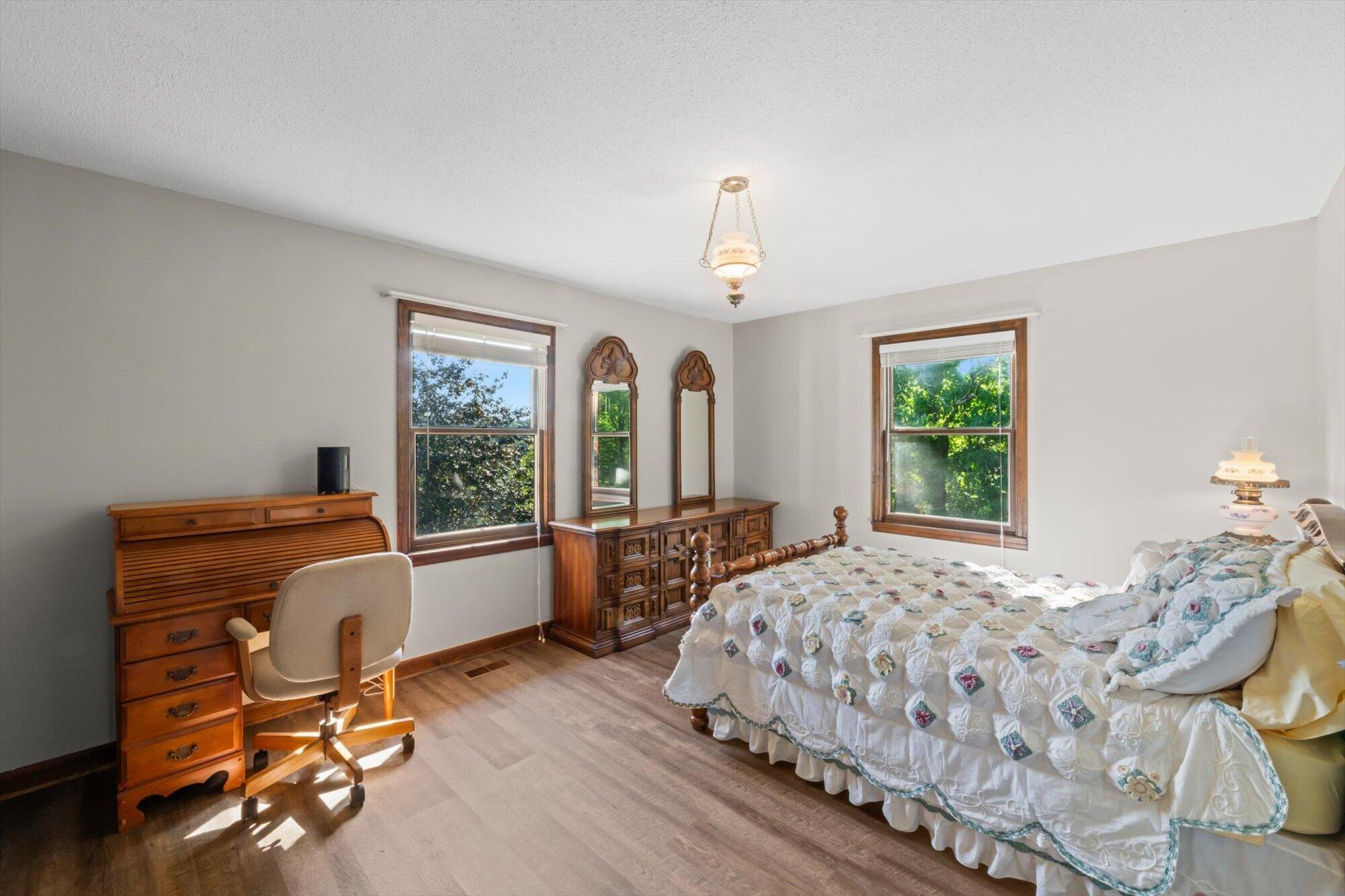 Athens, Tennessee, 37303, United States, 4 Bedrooms Bedrooms, ,3 BathroomsBathrooms,Residential,For Sale,1983022