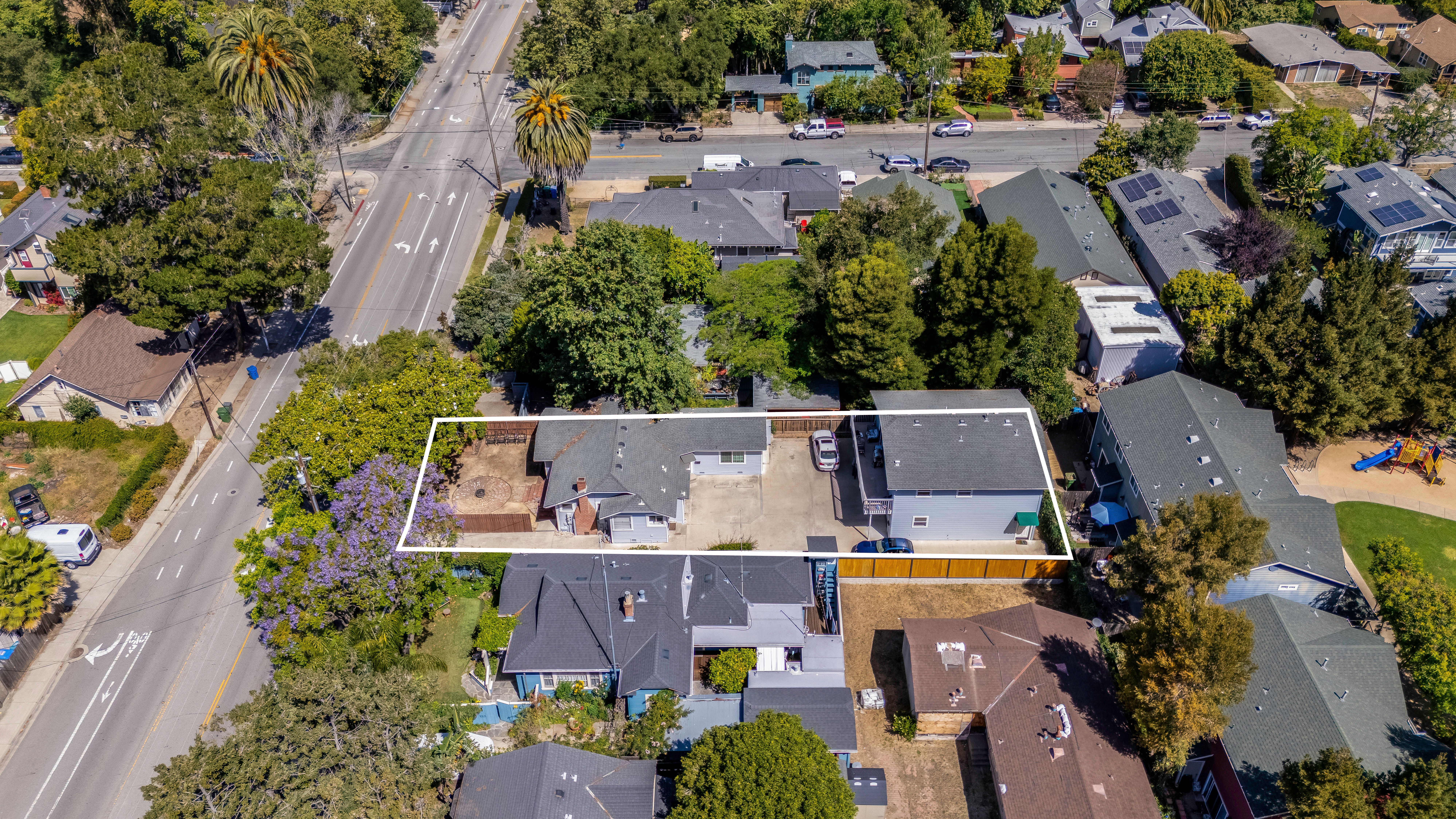  Great Triplex Opportunity - 物件實景