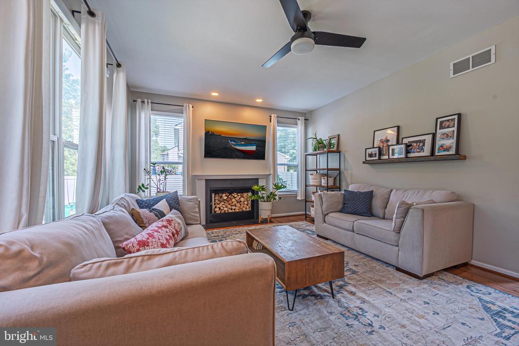 Egg Harbor Township, New Jersey, 08234, United States, 4 Bedrooms Bedrooms, ,3 BathroomsBathrooms,Residential,For Sale,1975981