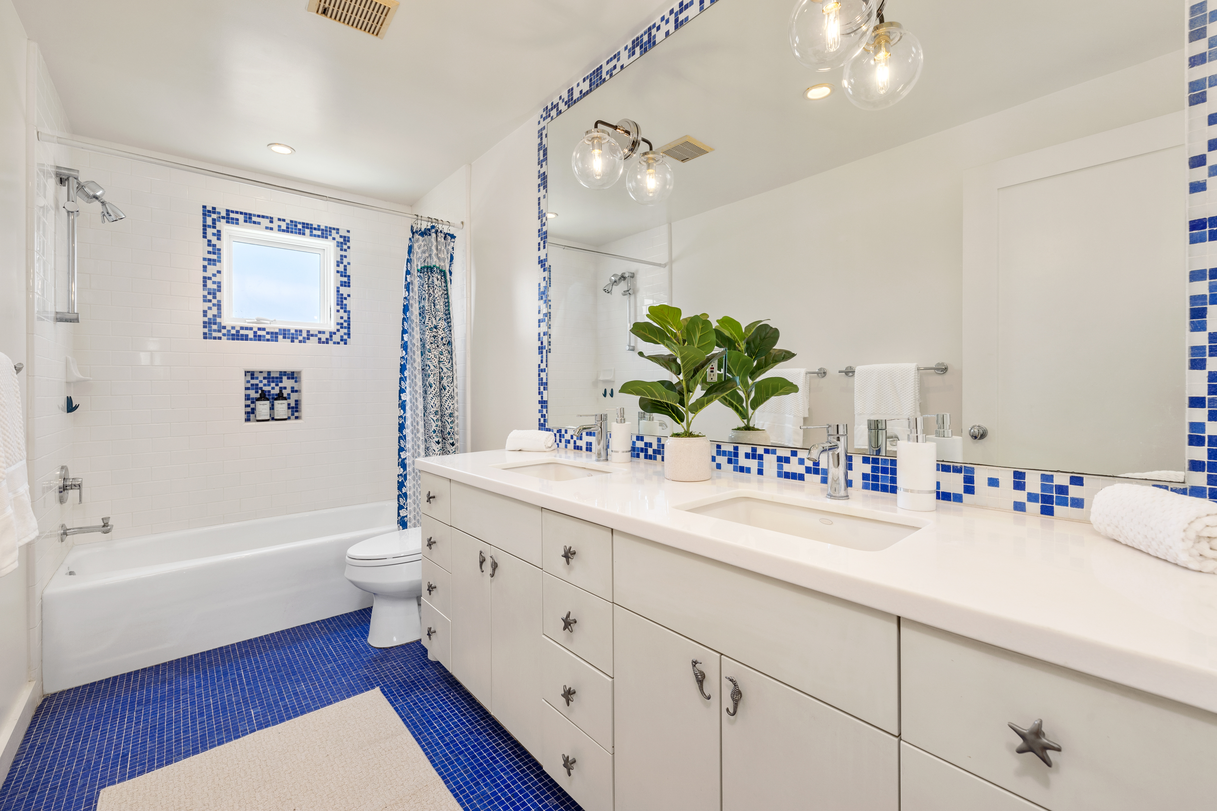  2710 Pine Avenue, Manhattan Beach, CA 90266 - 物件實景