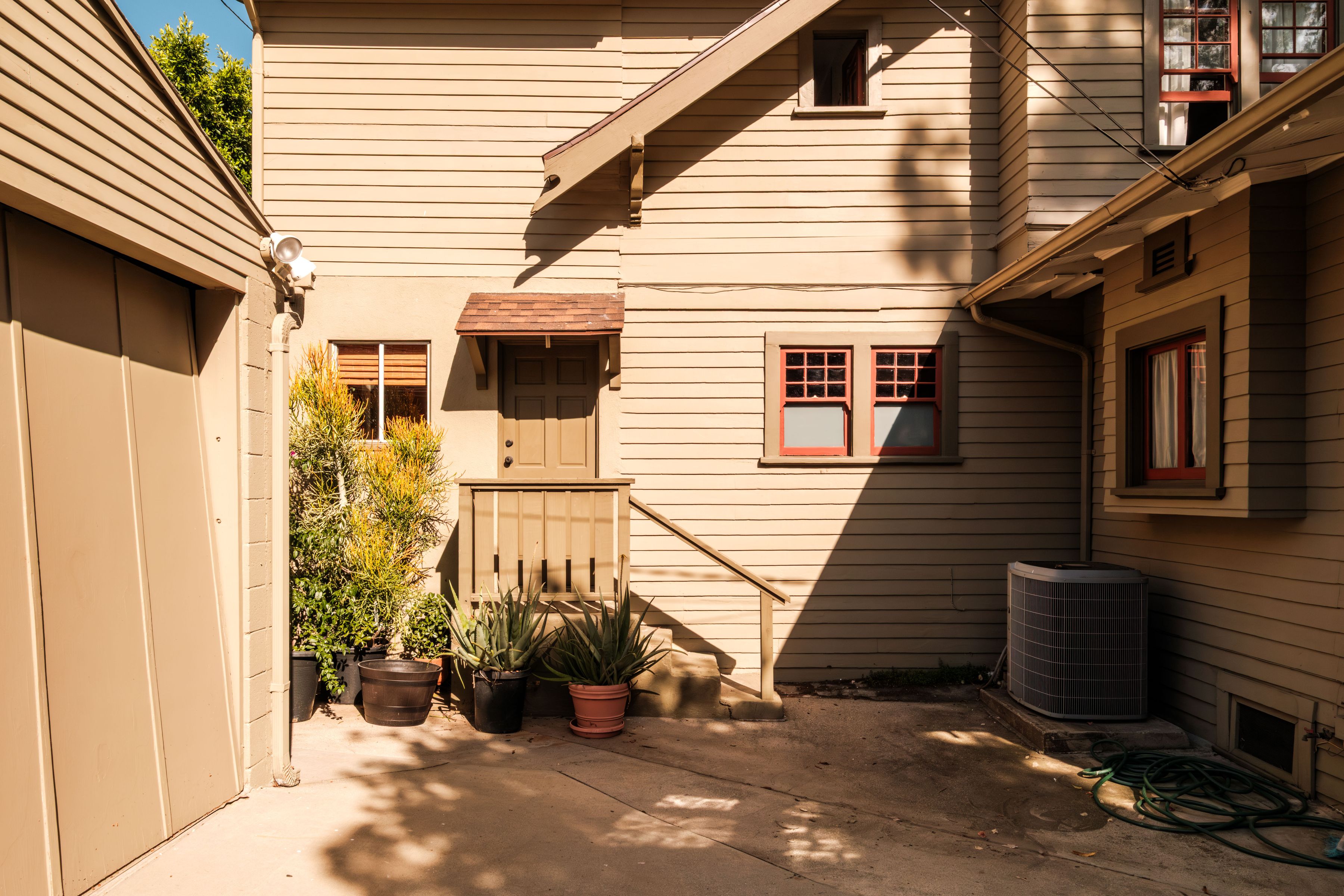  5015   Almaden Dr - 物件實景
