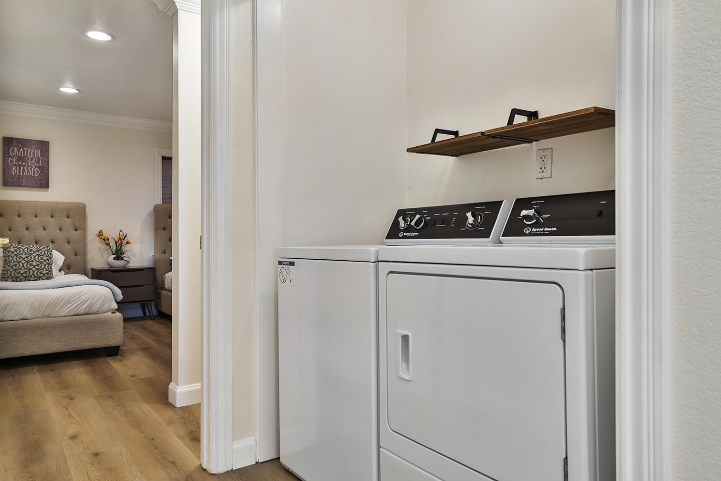 Pacifica, California, 94044, United States, 4 Bedrooms Bedrooms, ,5 BathroomsBathrooms,Residential,For Sale,1988346