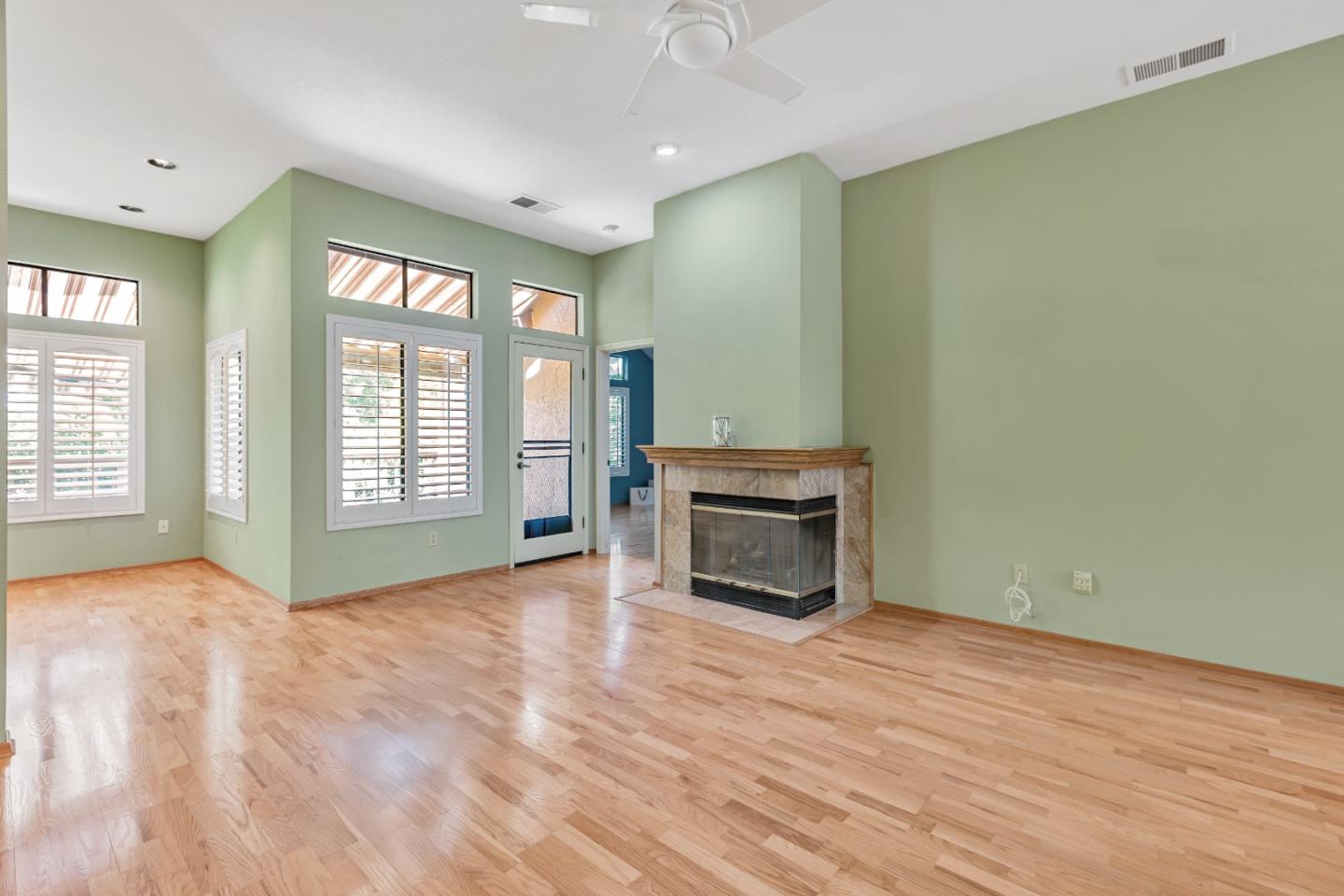 San Jose, California, 95135, United States, 2 Bedrooms Bedrooms, ,2 BathroomsBathrooms,Residential,For Sale,1827709