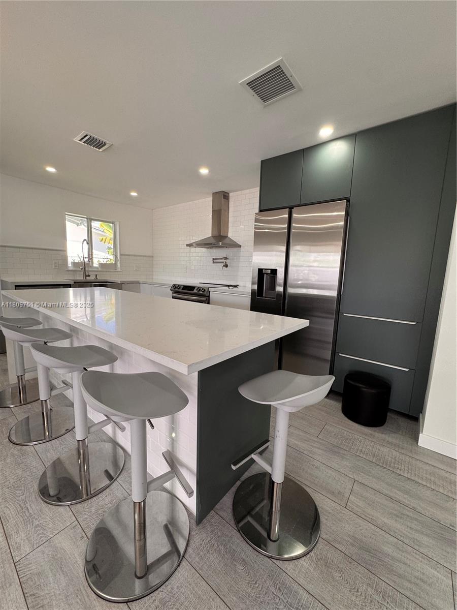 Pompano Beach, Florida, 33060, United States, 2 Bedrooms Bedrooms, ,2 BathroomsBathrooms,Residential,For Sale,1829168