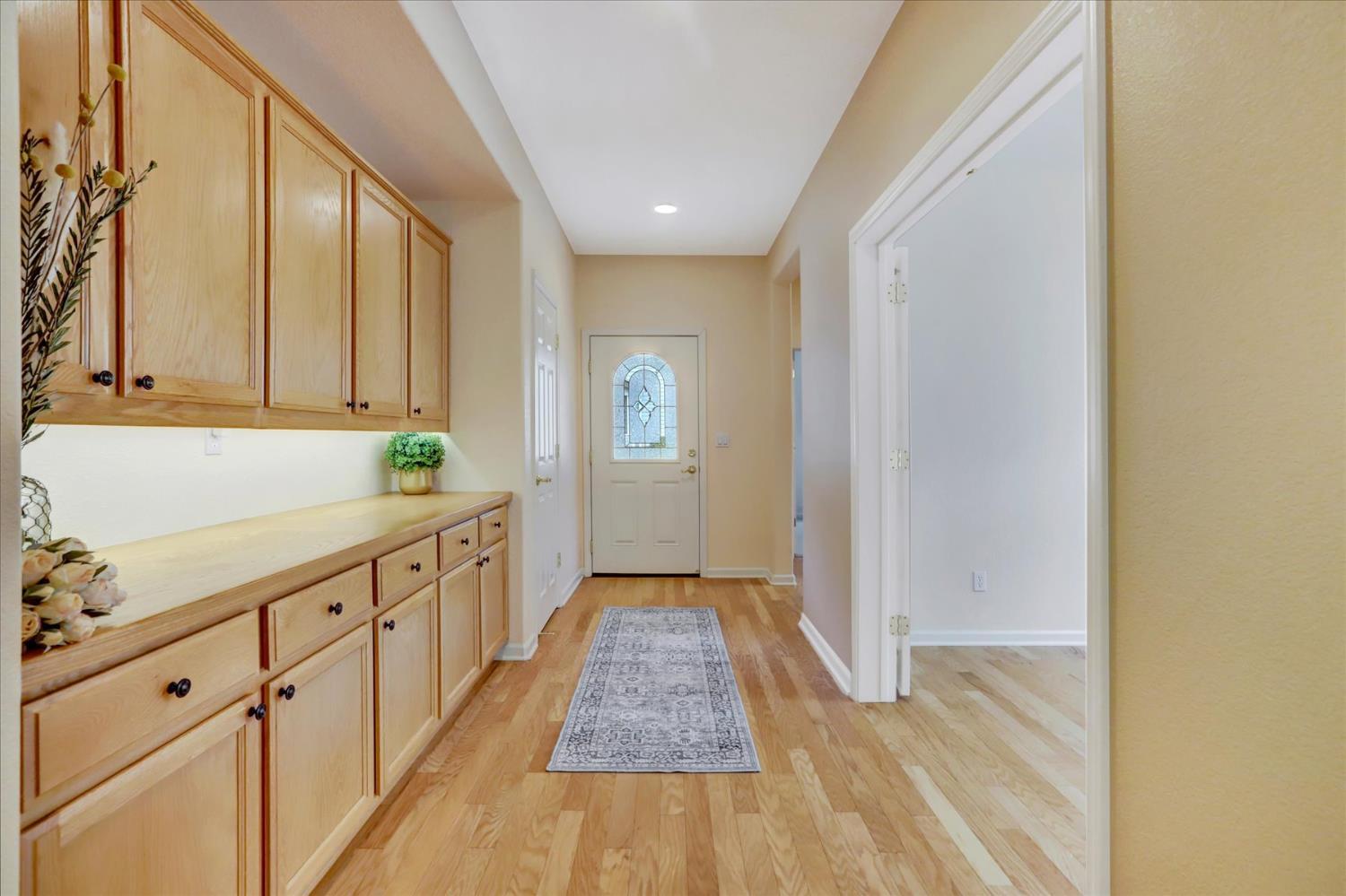 Grass Valley, California, 95945, United States, 2 Bedrooms Bedrooms, ,2 BathroomsBathrooms,Residential,For Sale,1990236