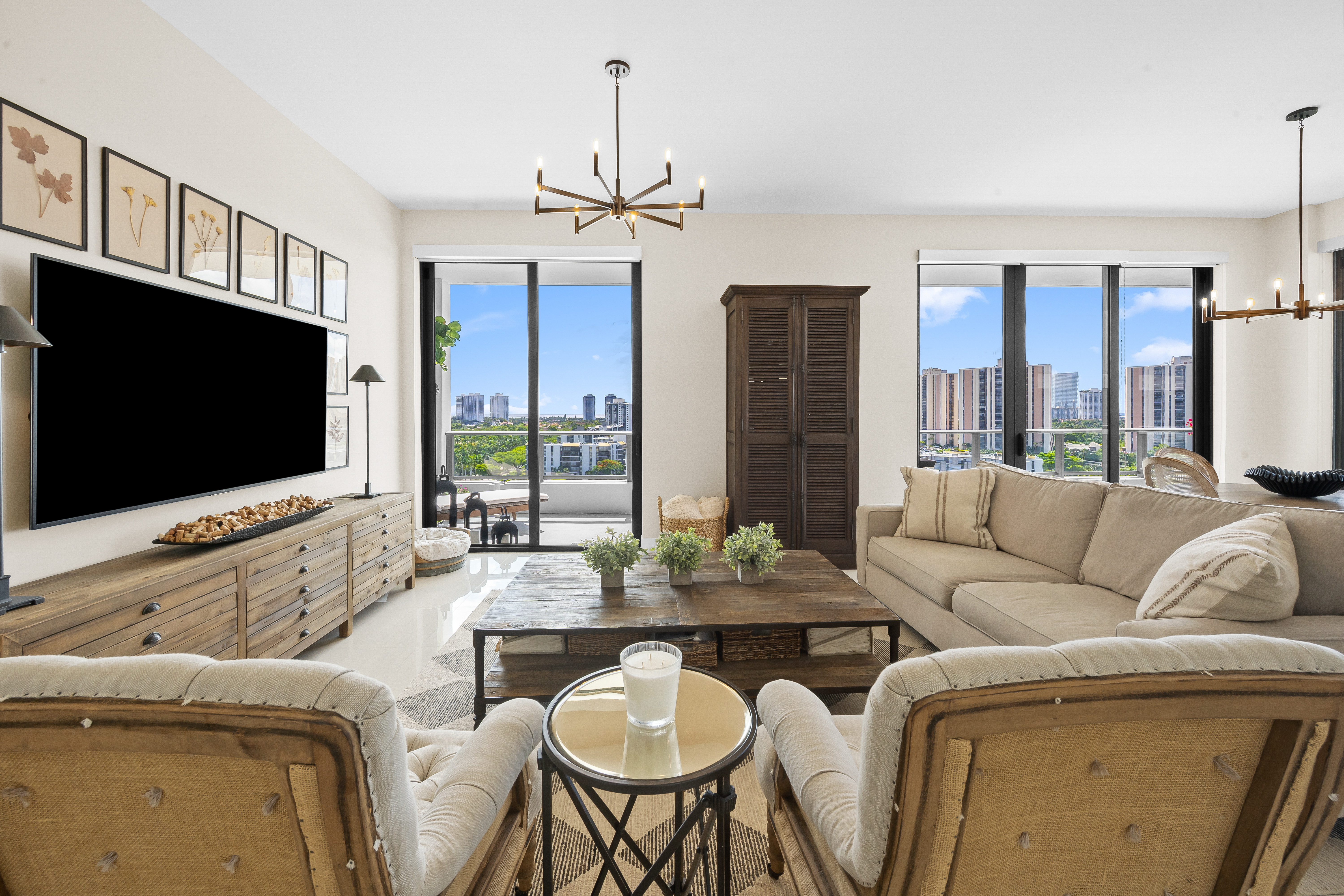 2960 NE 207th St, Aventura, FL, 33180 - 物件實景