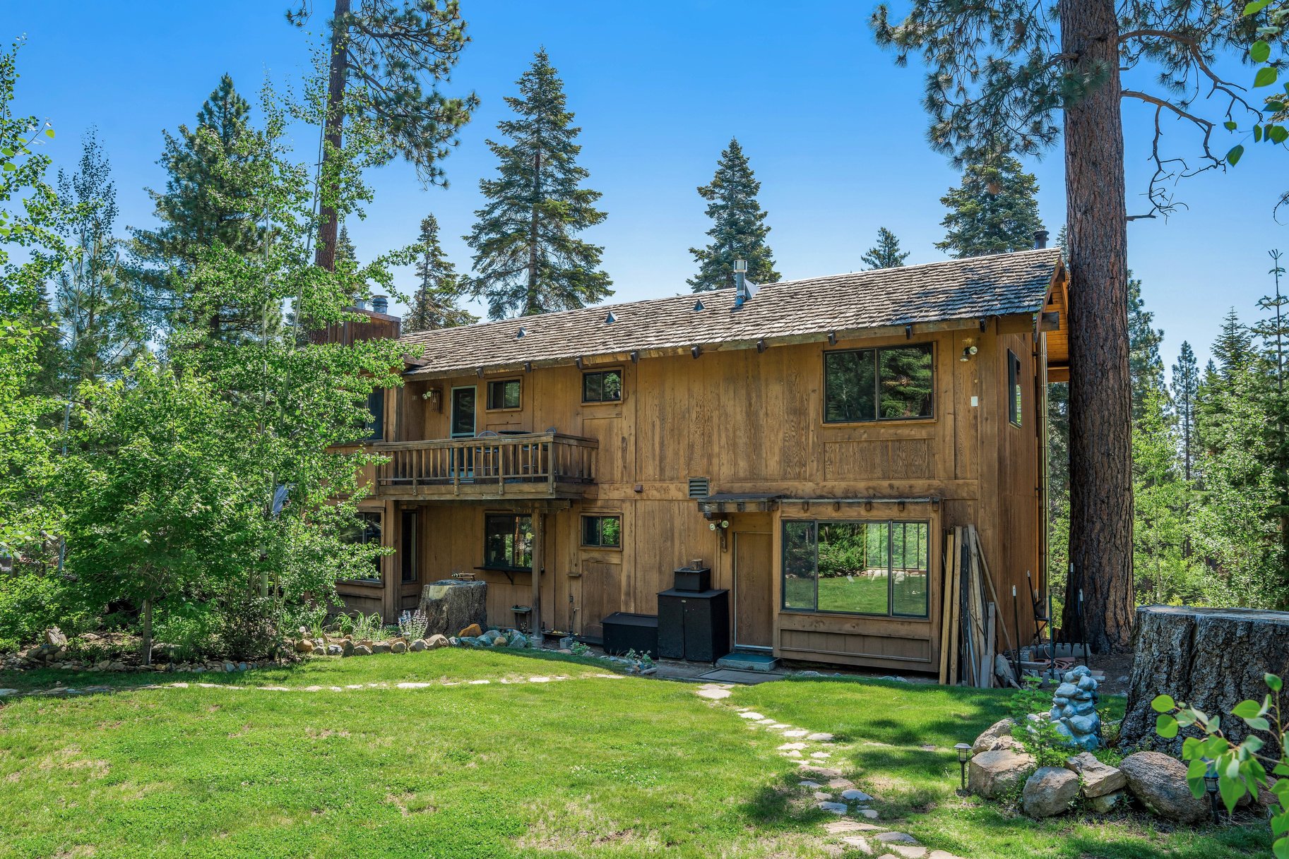  Rare, 10-acre parcel with house minutes from Tahoe City - 物件實景