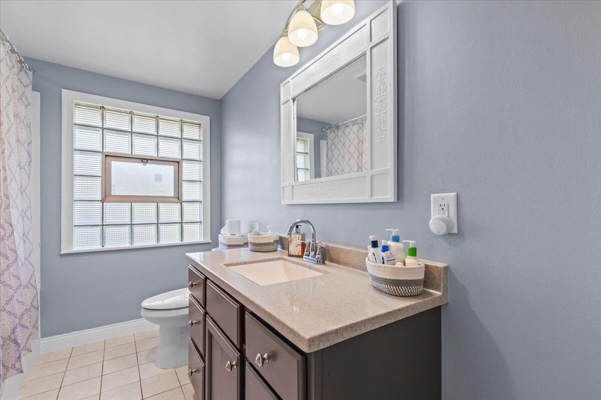 West Bend, Wisconsin, 53090, United States, 4 Bedrooms Bedrooms, ,3 BathroomsBathrooms,Residential,For Sale,1960551