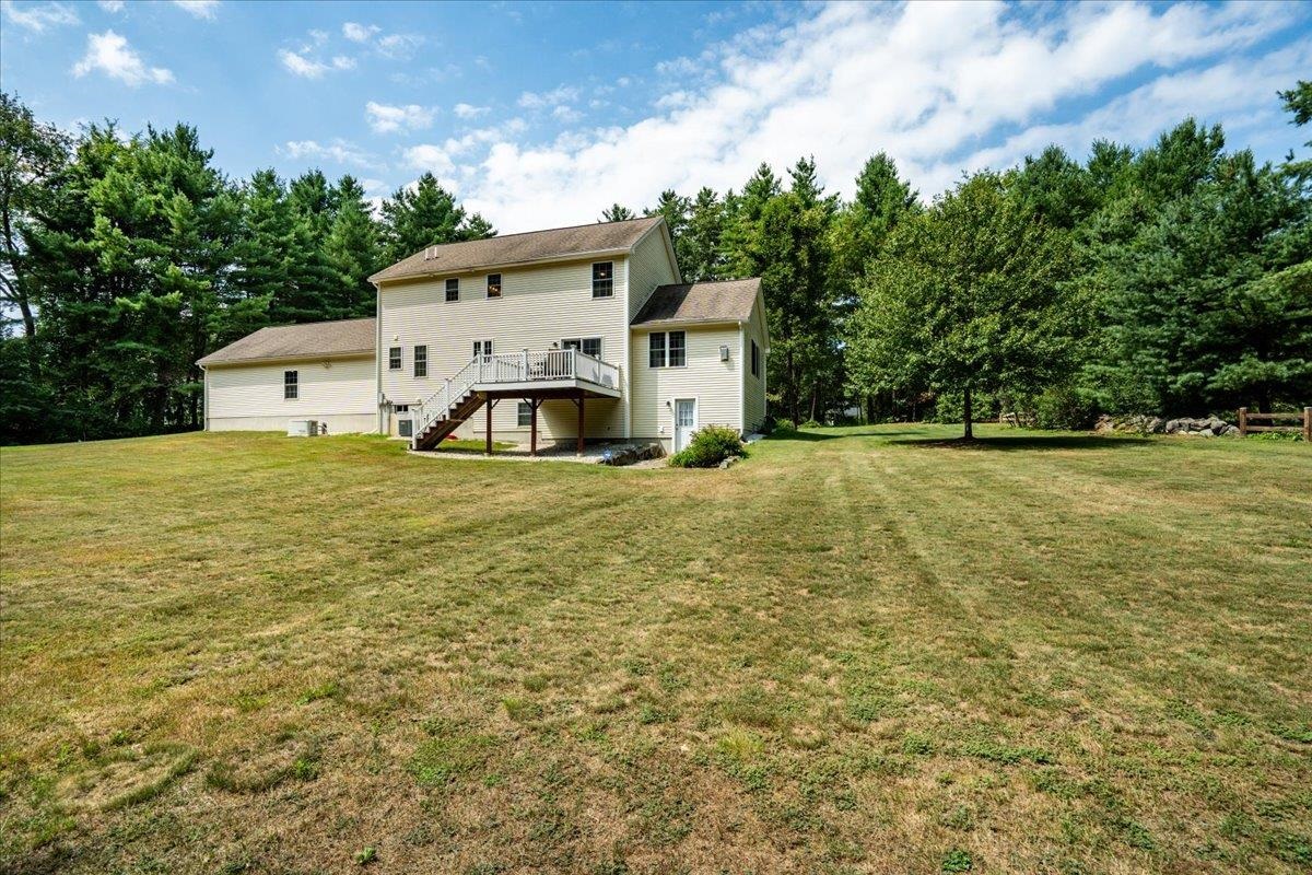 Bedford, New Hampshire, 03110, United States, 4 Bedrooms Bedrooms, ,3 BathroomsBathrooms,Residential,For Sale,1940392