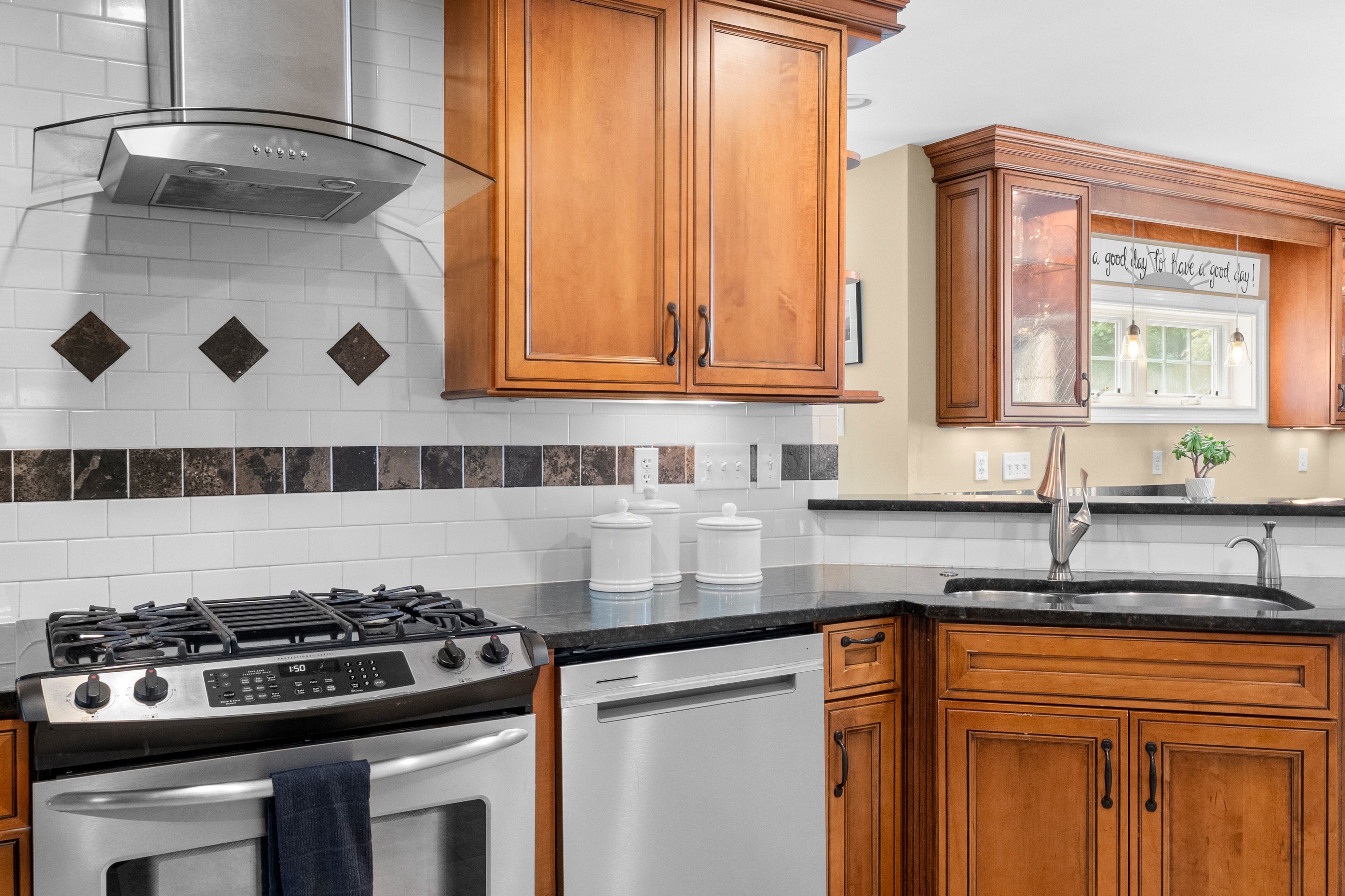  606 Westham Woods Drive, Henrico, VA 23229 - 物件實景