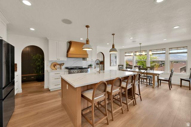 Herriman, Utah, 84096, United States, 5 Bedrooms Bedrooms, ,5 BathroomsBathrooms,Residential,For Sale,2049420