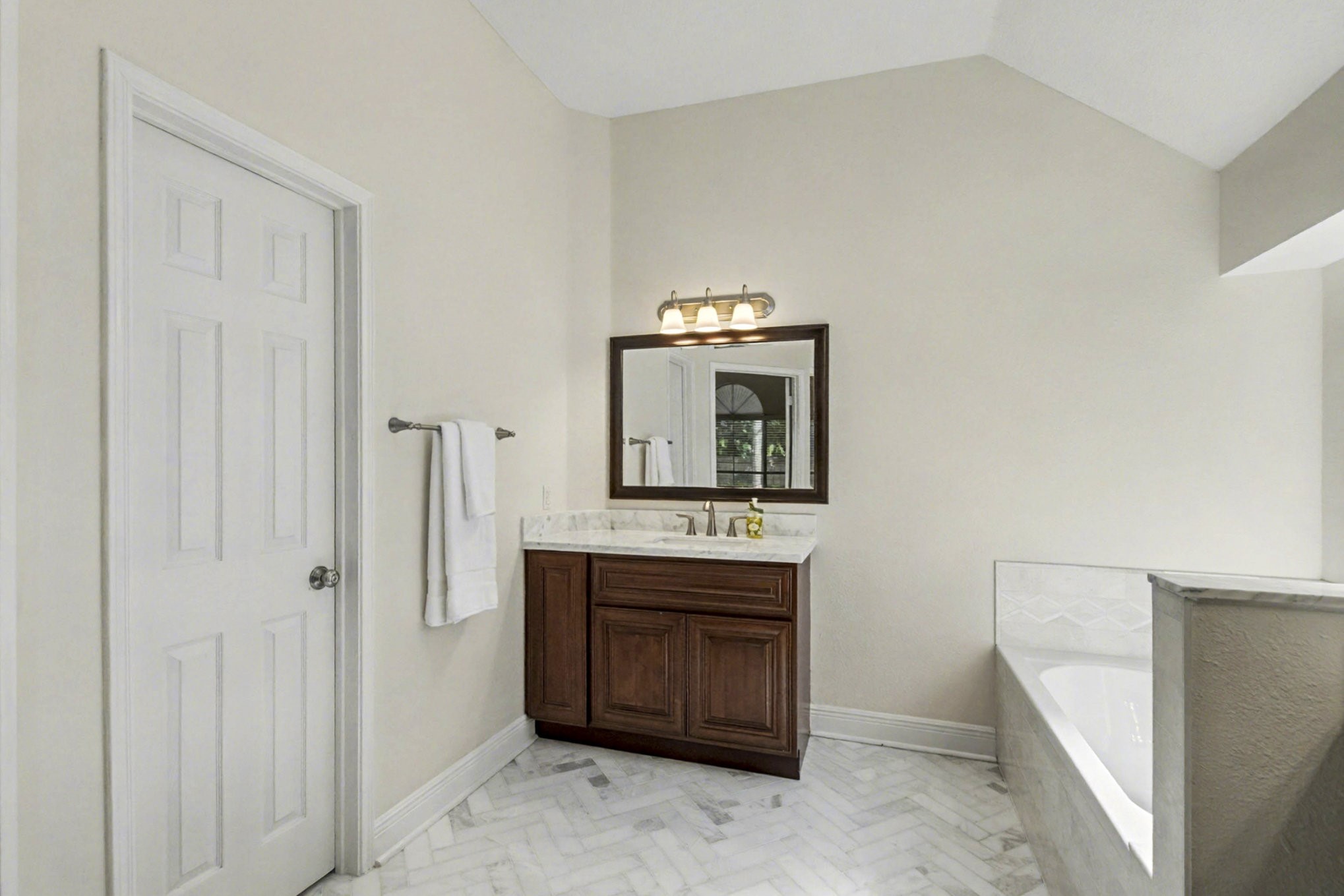 Houston, Texas, 77094, United States, 3 Bedrooms Bedrooms, ,2 BathroomsBathrooms,Residential,For Sale,1993384