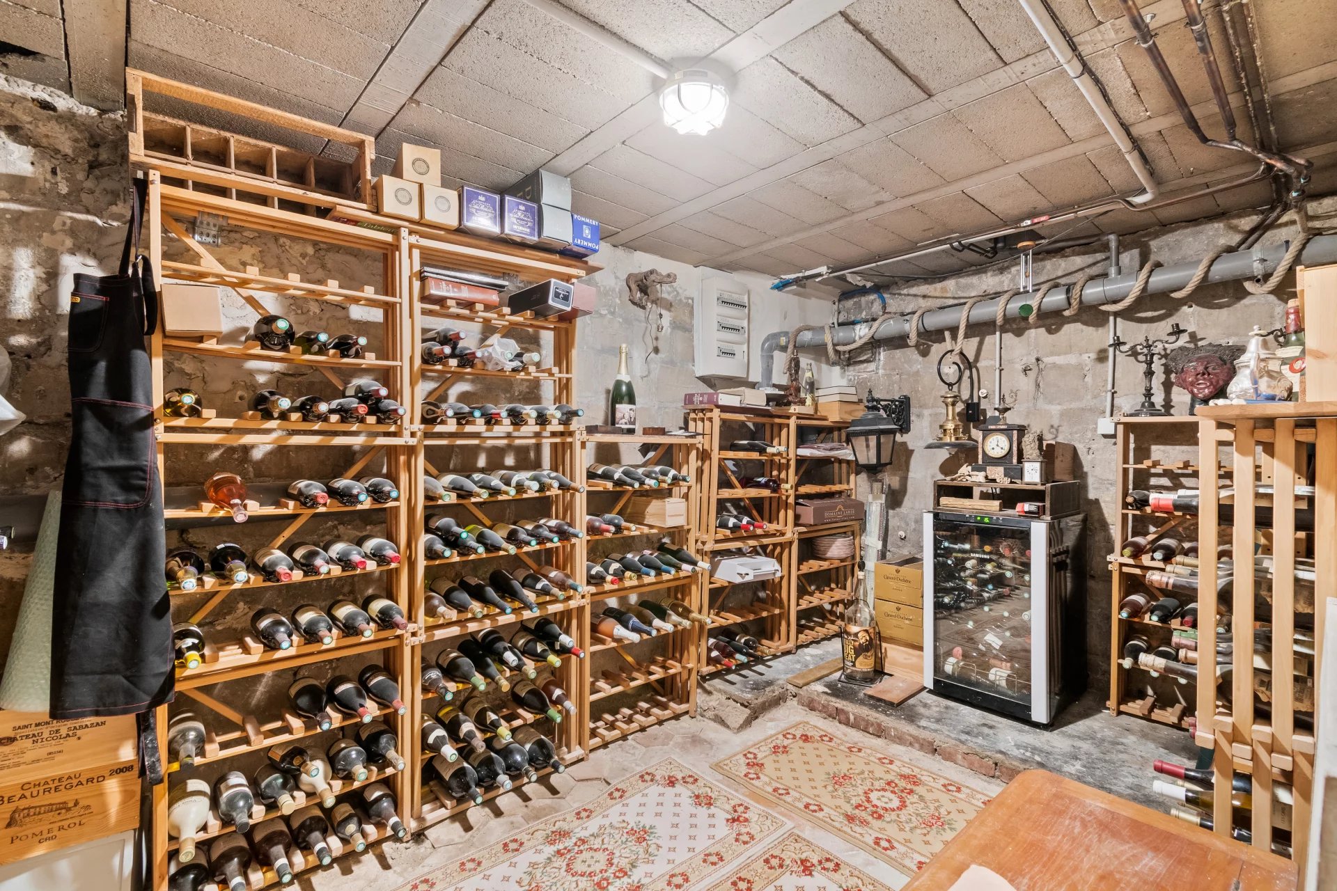 Le Vésinet, Île-de-France, 78110, FR, 3 Bedrooms Bedrooms, ,5 BathroomsBathrooms,Residential,For Sale,1994854