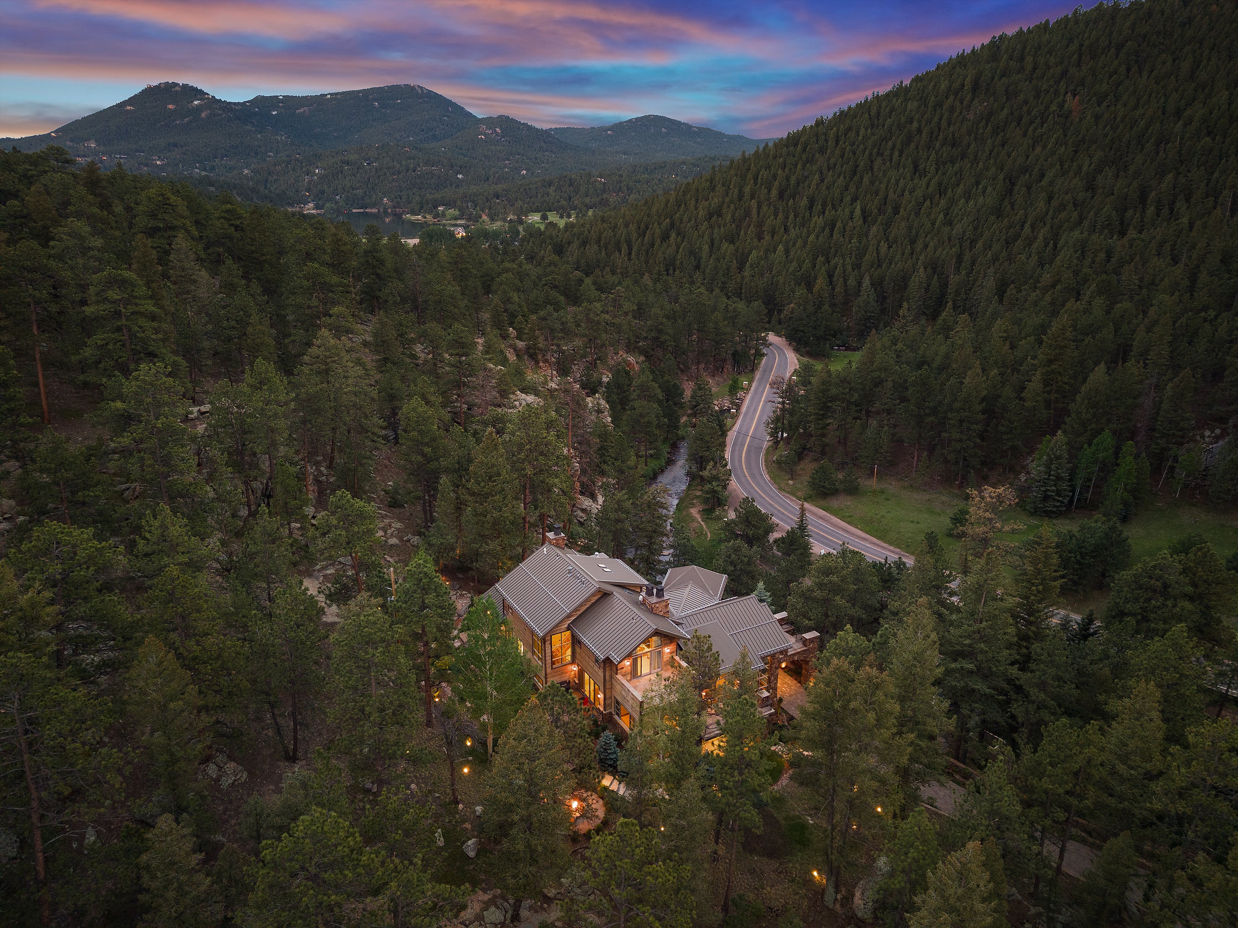  Luxury Mountain Estate in Celebrated Upper Bear Creek - 物件實景