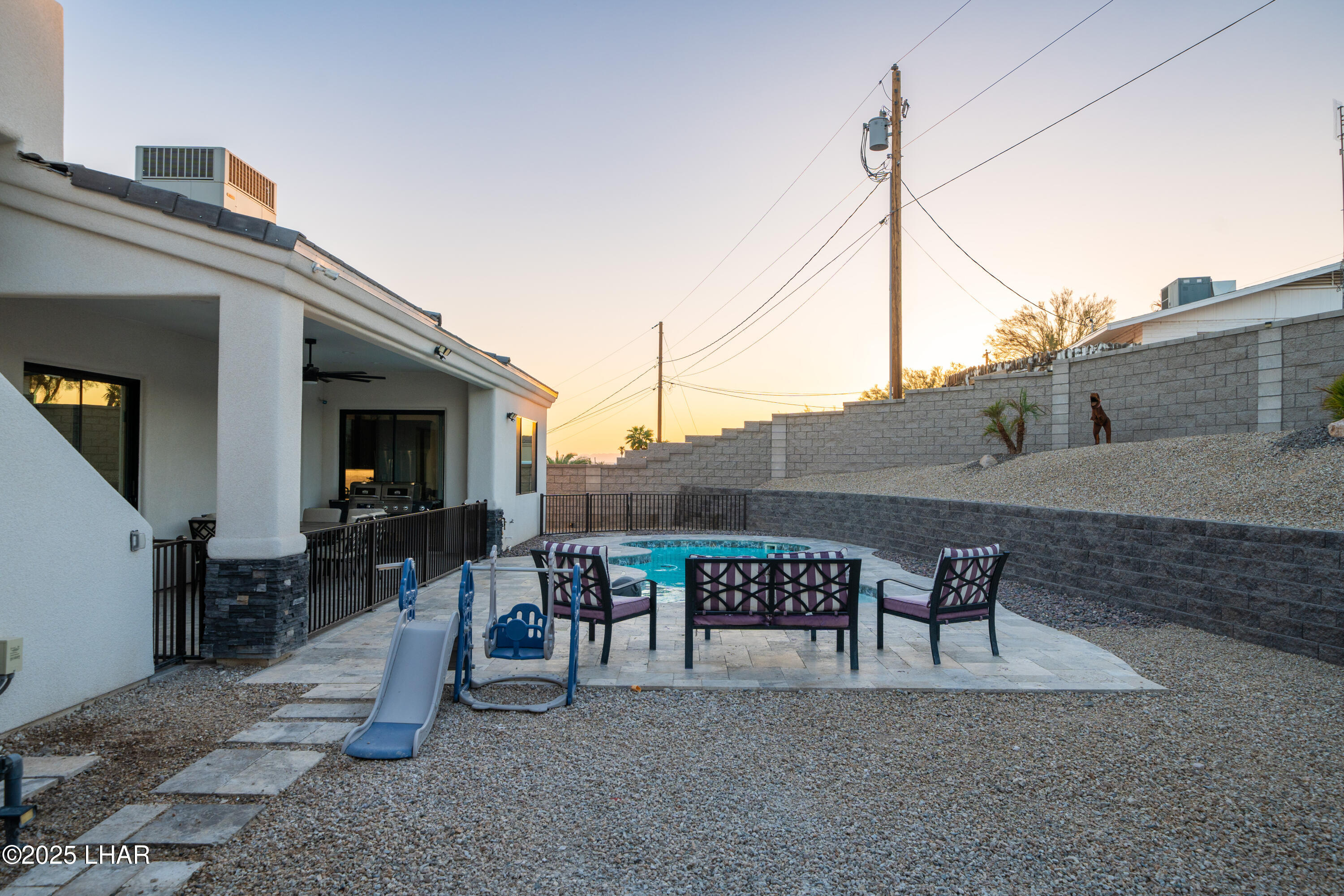 Lake Havasu City, Arizona, 86403, United States, 3 Bedrooms Bedrooms, ,4 BathroomsBathrooms,Residential,For Sale,1827027