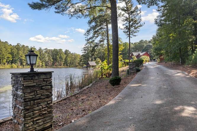 Carrollton, Georgia, 30116, United States, 5 Bedrooms Bedrooms, ,5 BathroomsBathrooms,Residential,For Sale,1803971