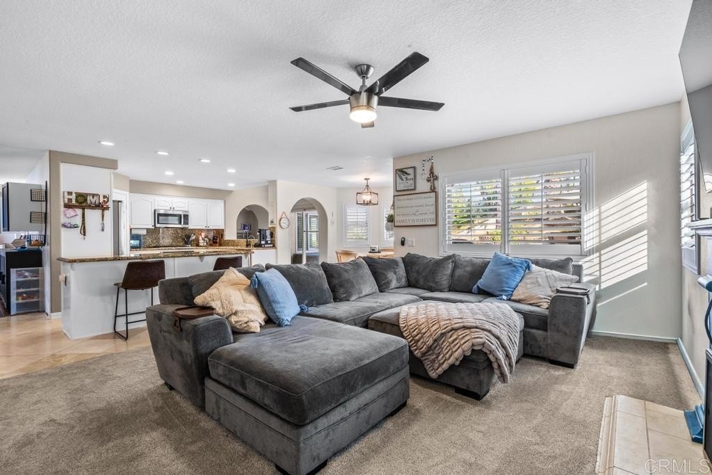 Alpine, California, 91901, United States, 4 Bedrooms Bedrooms, ,3 BathroomsBathrooms,Residential,For Sale,1991571