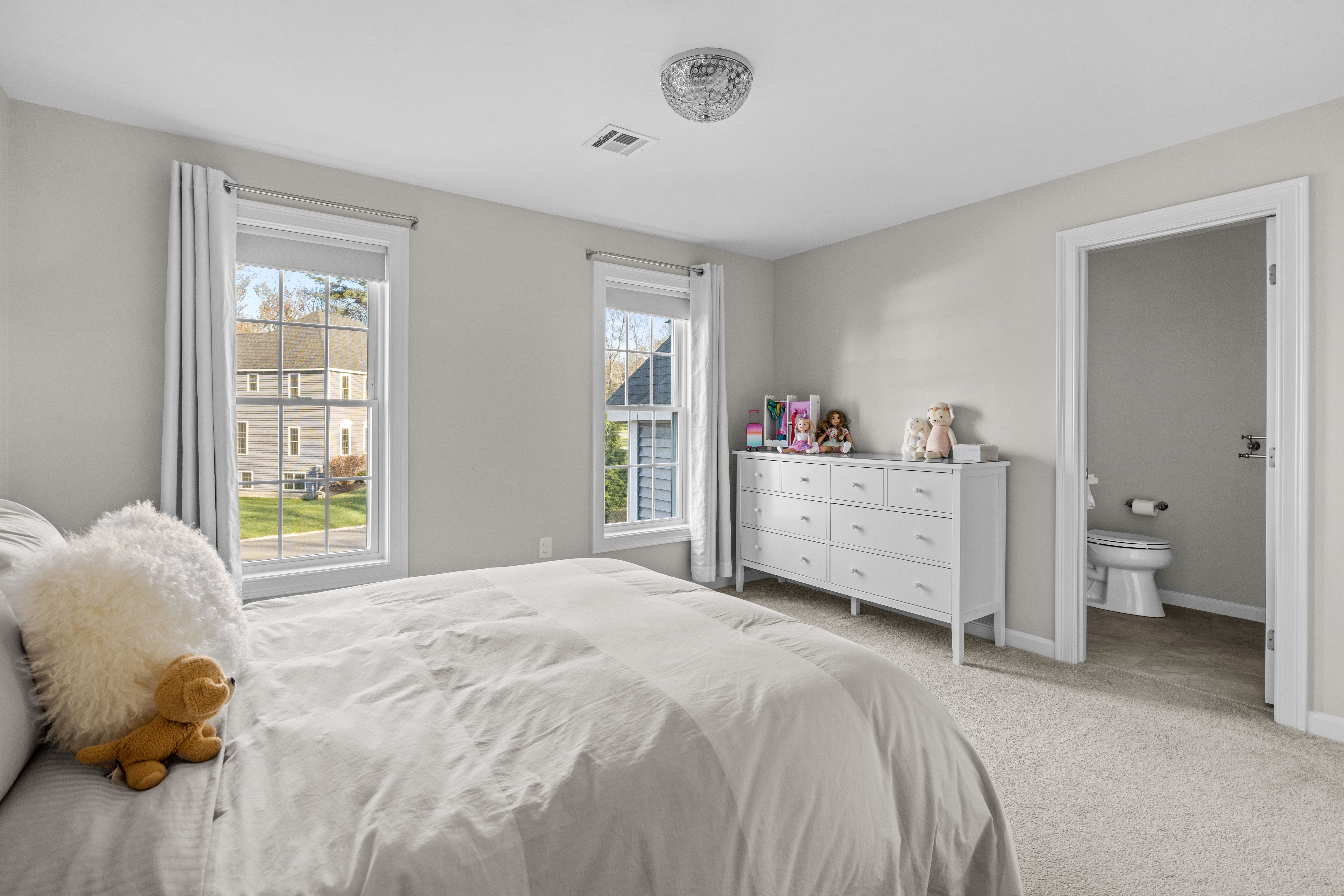  8 Leeds Way, Southborough, MA 01772 - 物件實景
