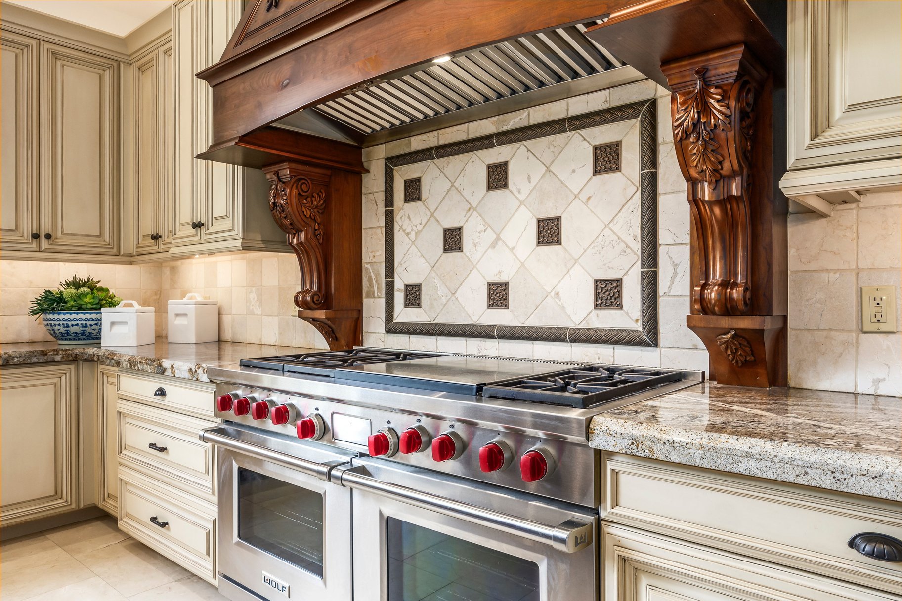  Exclusive Gated Home in Prime Holladay, UT Location - 物件實景