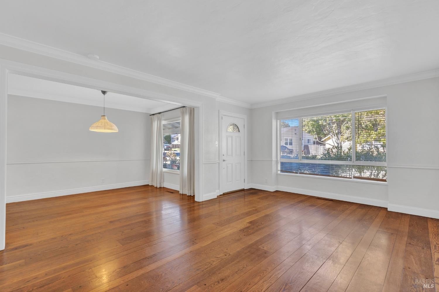 Vallejo, California, 94590, United States, 4 Bedrooms Bedrooms, ,3 BathroomsBathrooms,Residential,For Sale,1984775