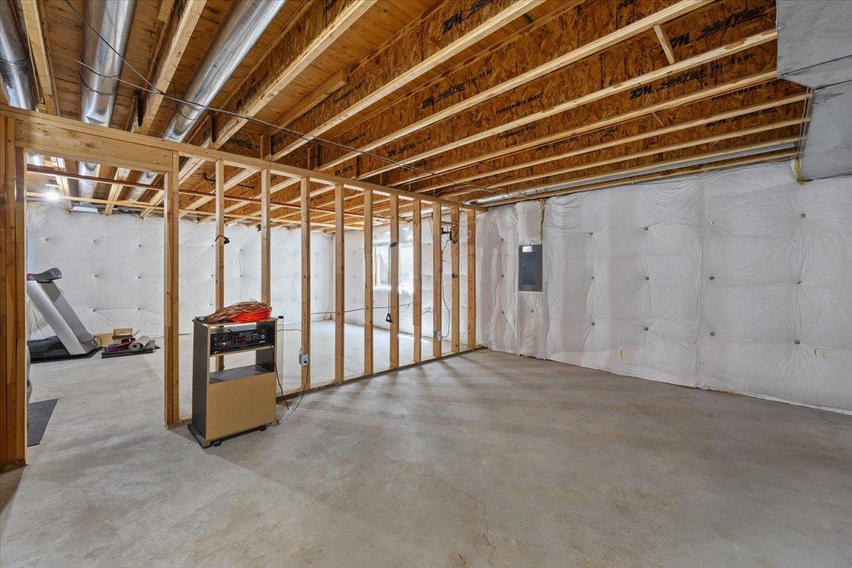 Spokane, Washington, 99223, United States, 3 Bedrooms Bedrooms, ,2 BathroomsBathrooms,Residential,For Sale,1891426