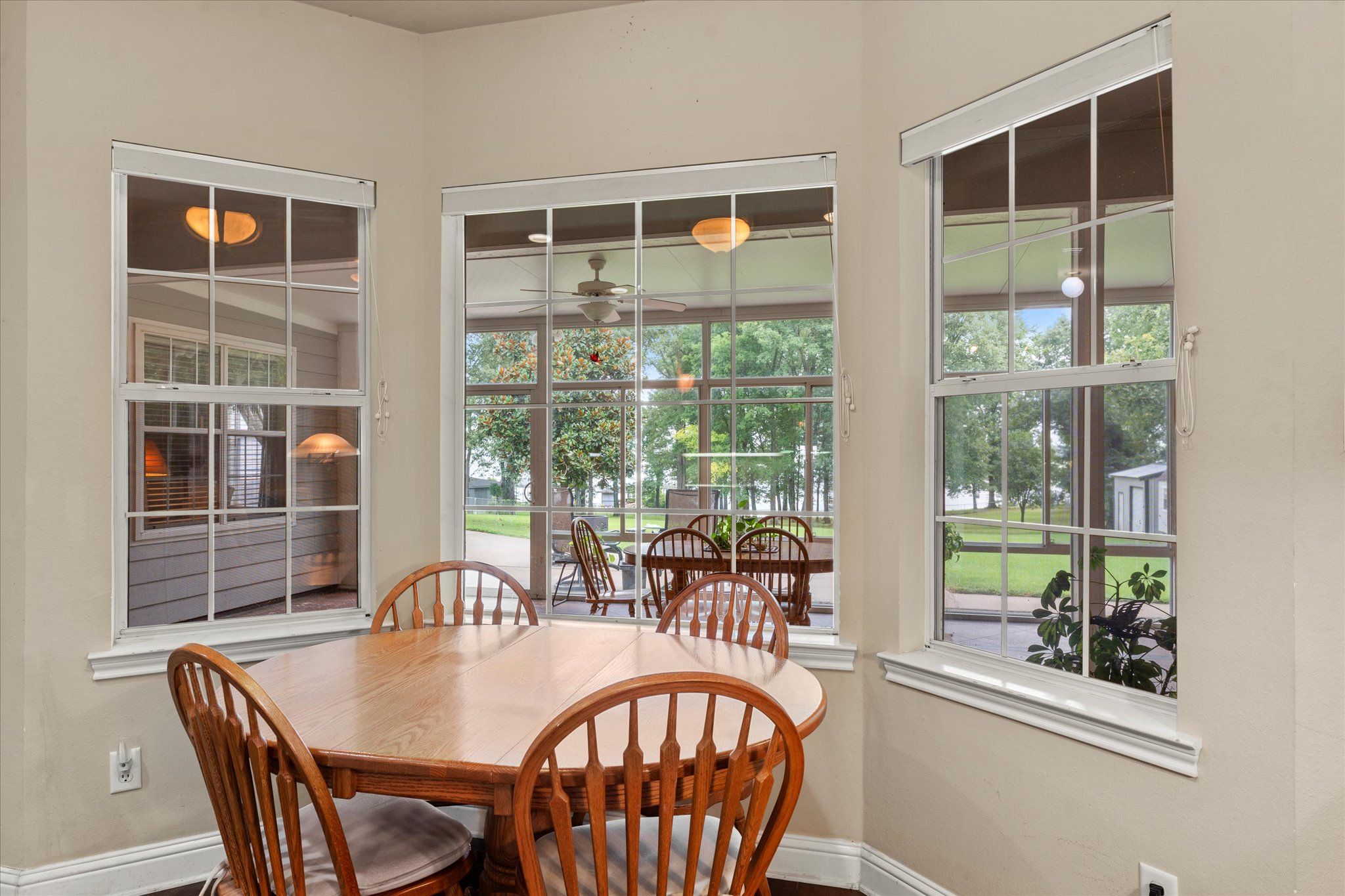 Emory, Texas, 75440, United States, 3 Bedrooms Bedrooms, ,4 BathroomsBathrooms,Residential,For Sale,1892532