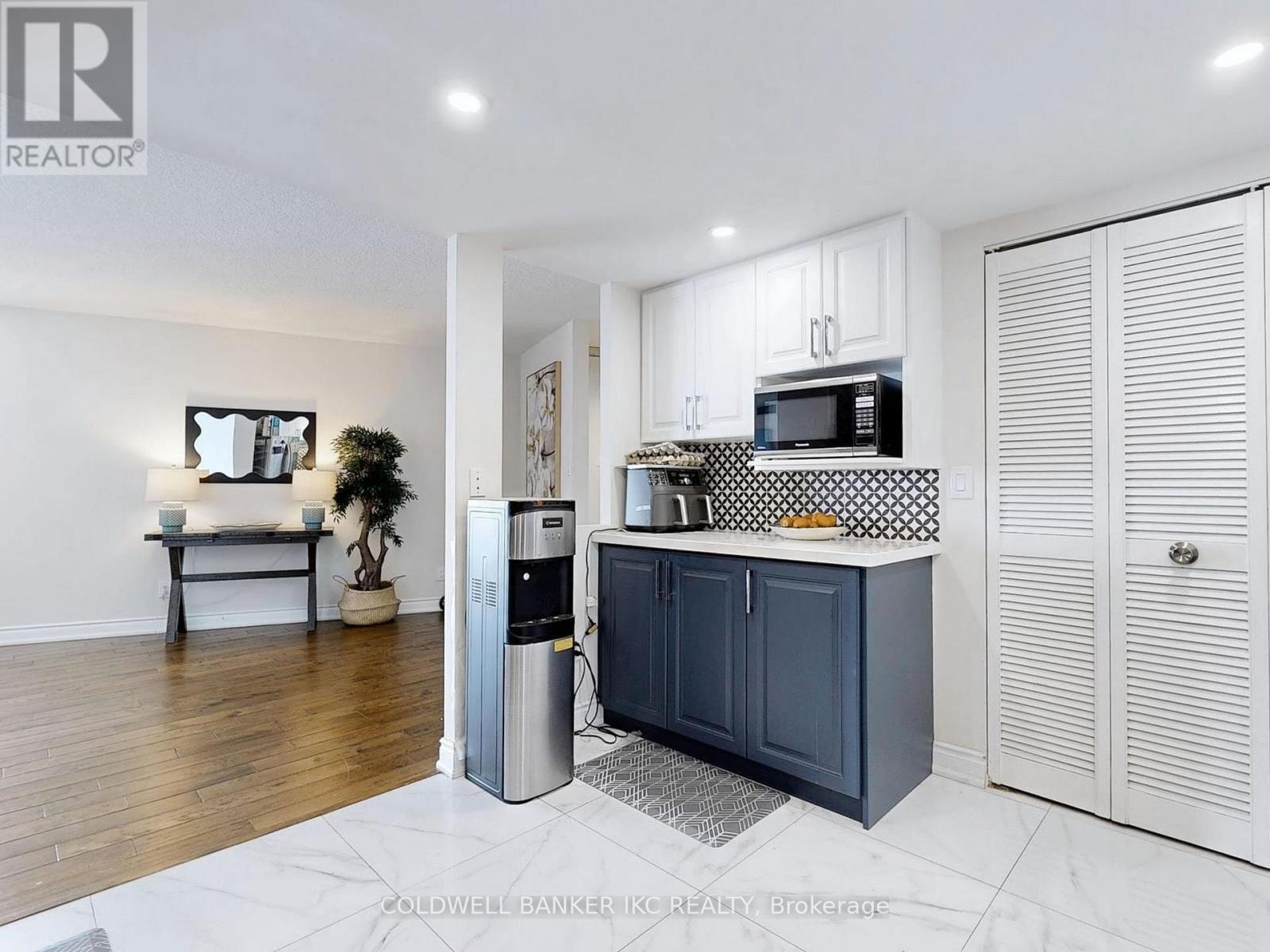 MISSISSAUGA (CITY CENTRE), Ontario, L4Z 1W3, CA, 3 Bedrooms Bedrooms, ,2 BathroomsBathrooms,Residential,For Sale,1913085