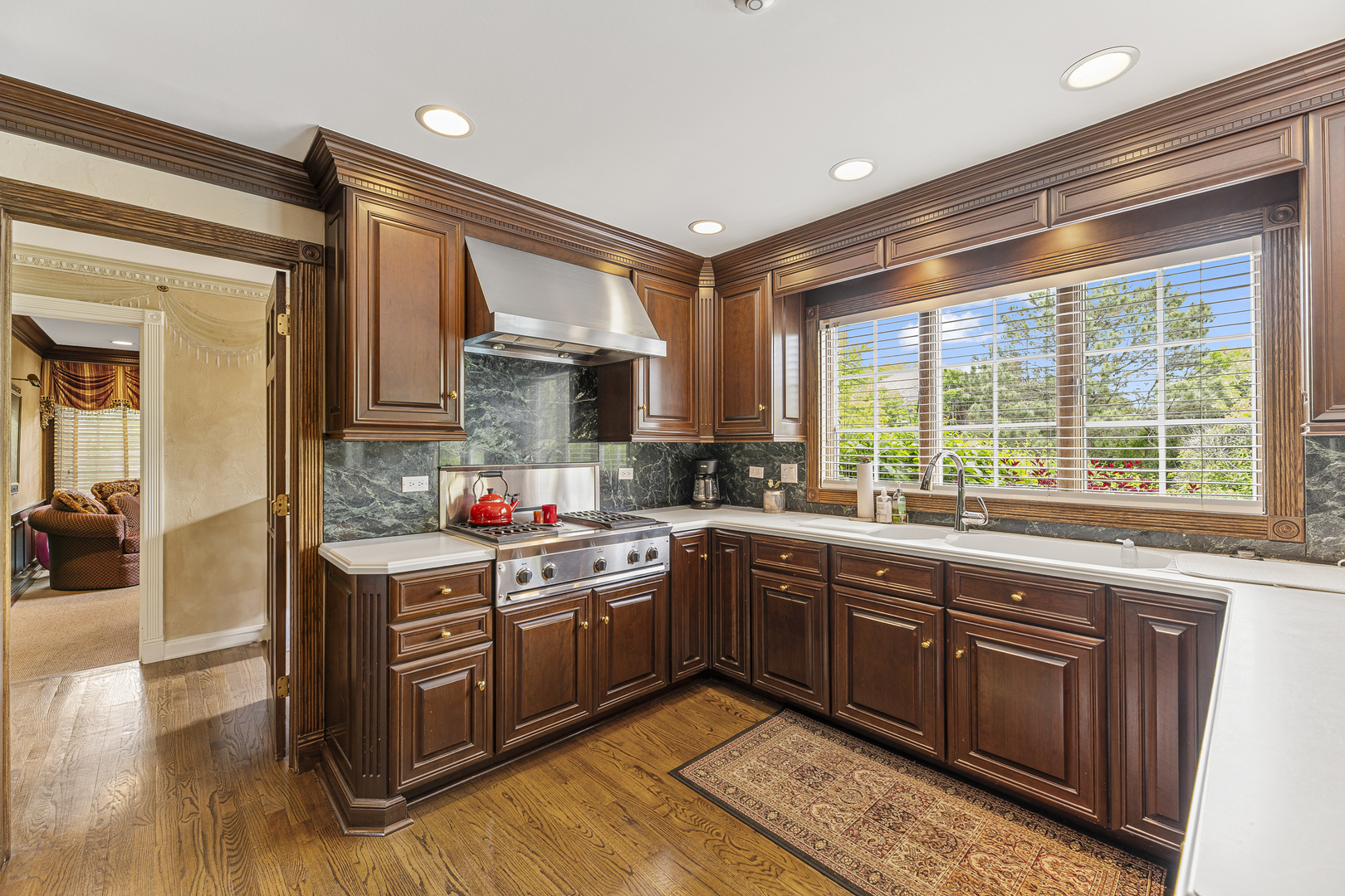 Glenview, Illinois, 60026, United States, 5 Bedrooms Bedrooms, ,4 BathroomsBathrooms,Residential,For Sale,1951003