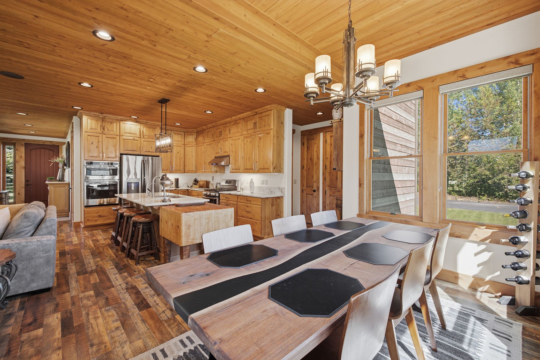  Elevated Living at Alpine Airpark - 物件實景
