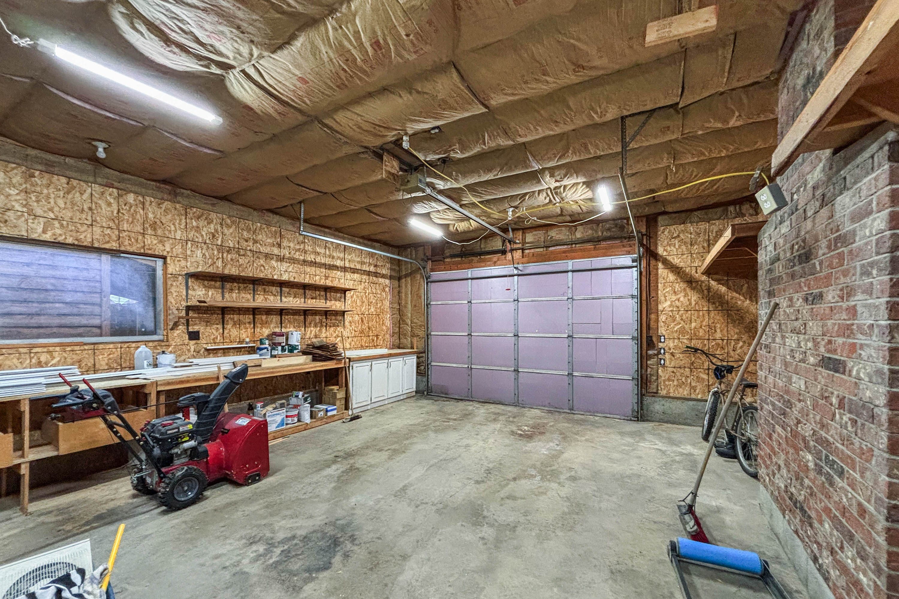 Sandpoint, Idaho, 83864, United States, 3 Bedrooms Bedrooms, ,2 BathroomsBathrooms,Residential,For Sale,2005547