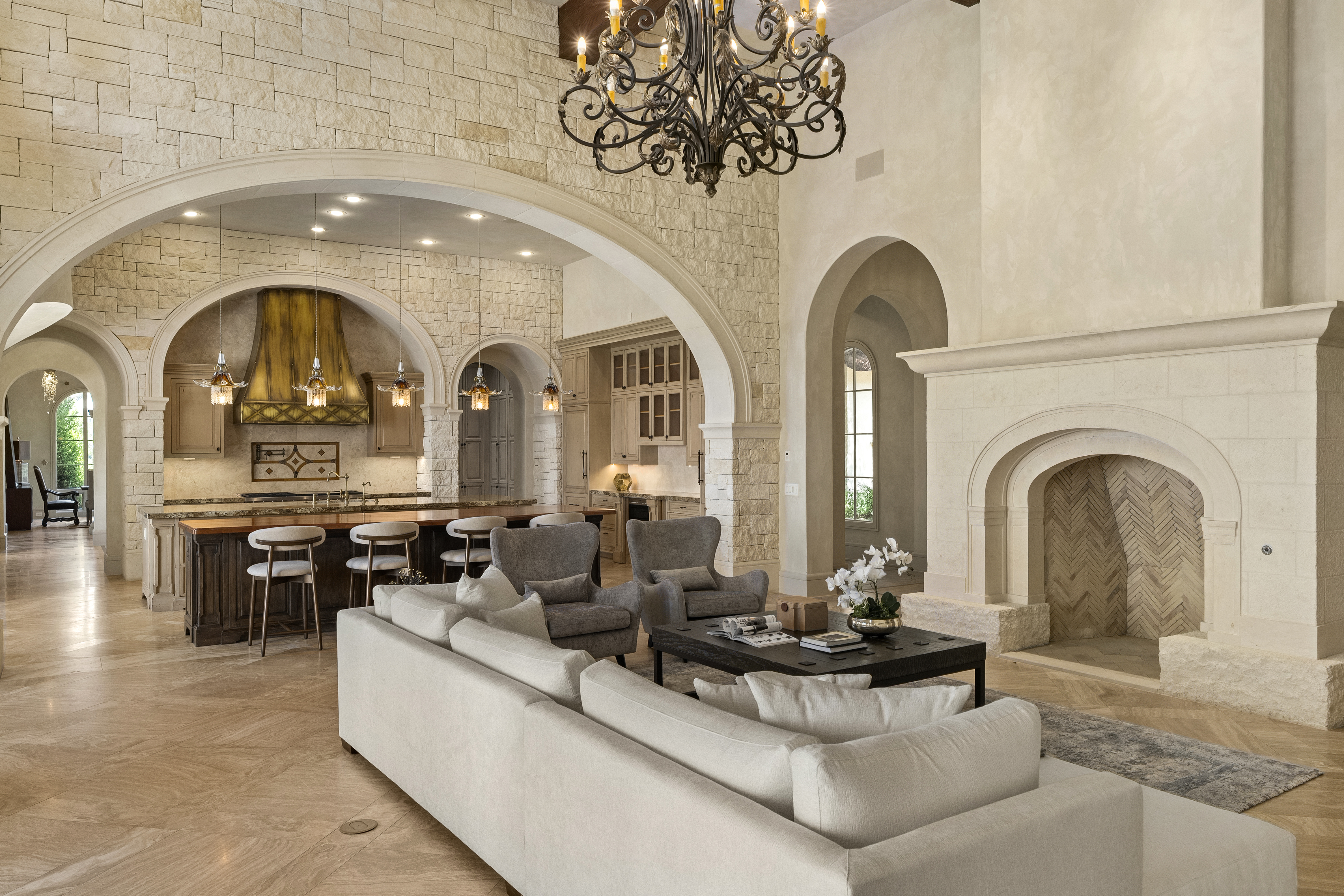  Mediterranean Style Estate in The Dominion - 物件實景