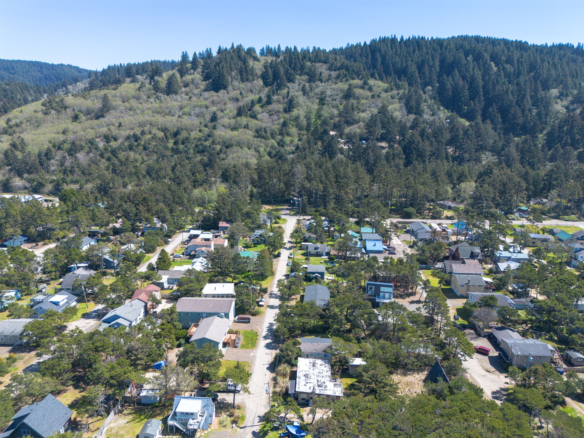 Cloverdale, Oregon, 97135, United States, 2 Bedrooms Bedrooms, ,2 BathroomsBathrooms,Residential,For Sale,1983657