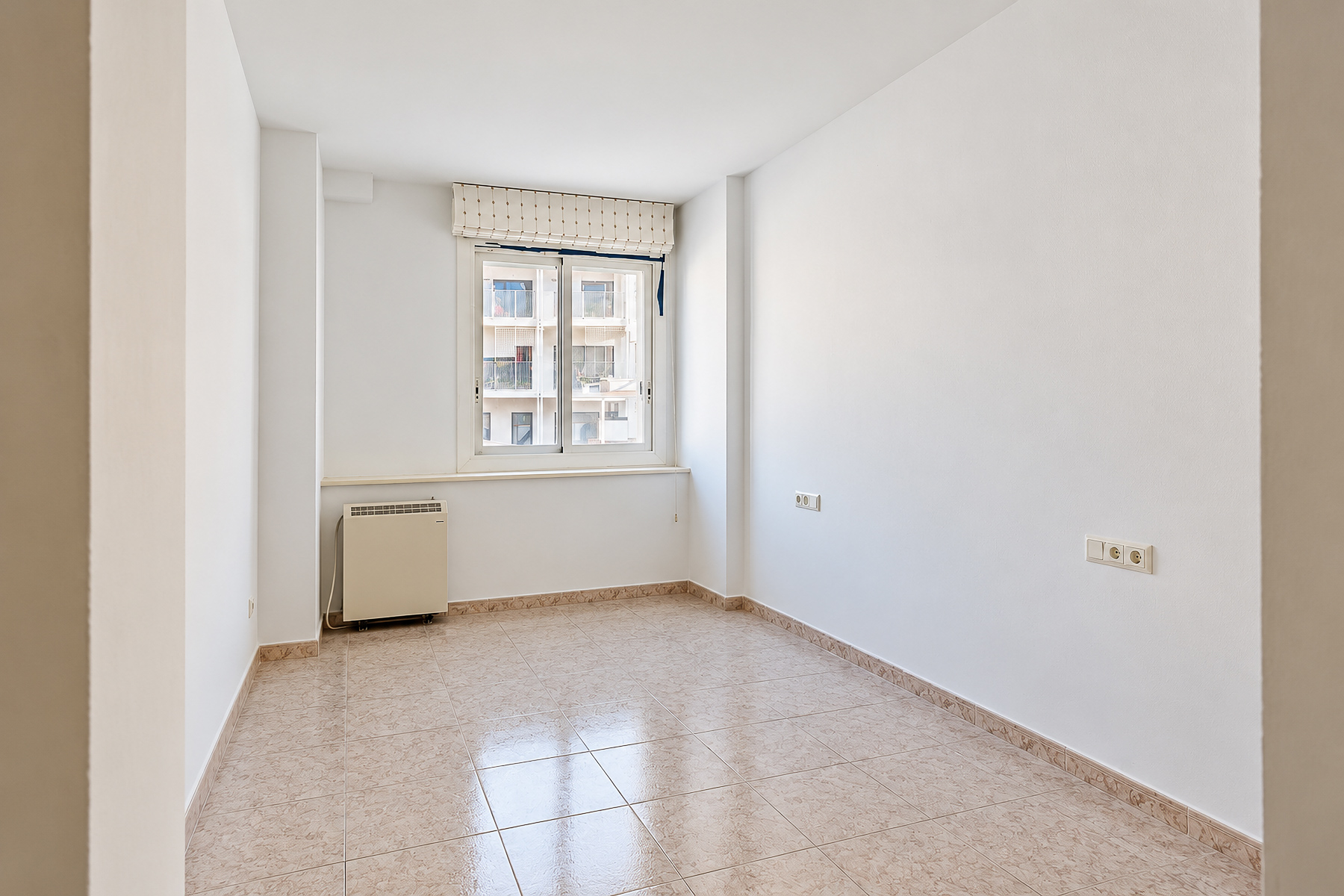  Flat with elevator in the heart of the village - 物件實景