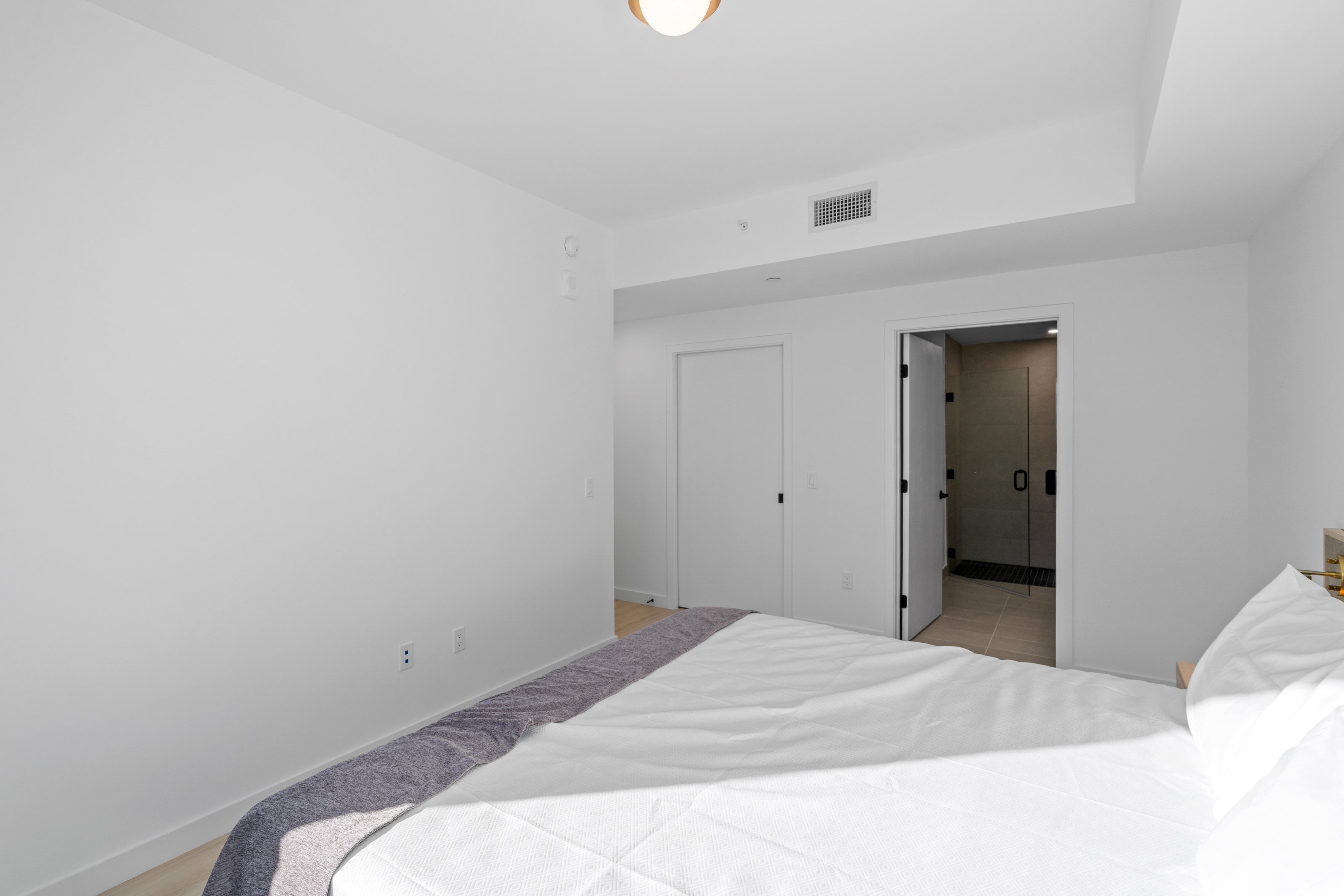  225 N Miami Ave, Miami, FL, 33132 - 物件實景