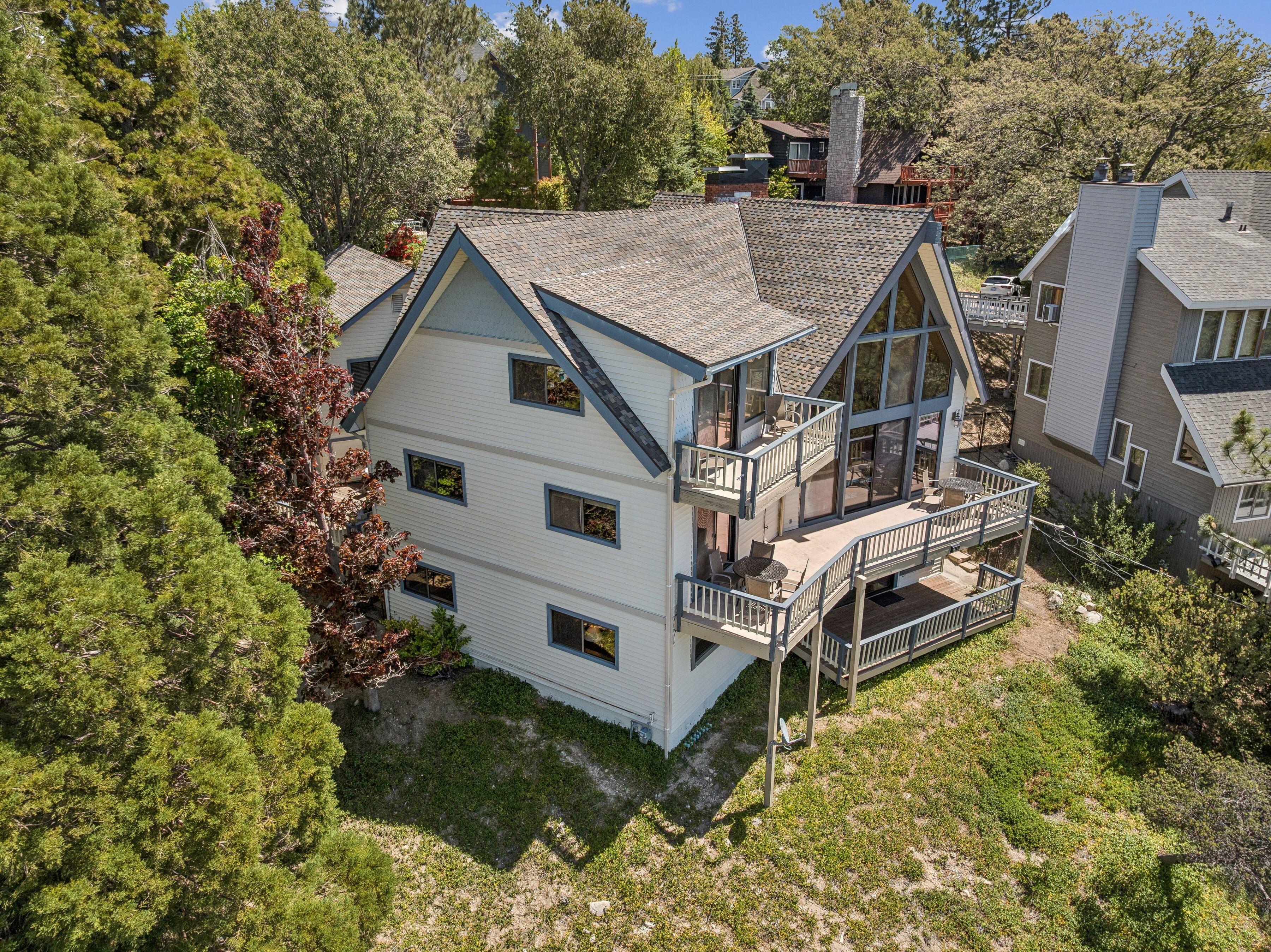  1369 Yellowstone Drive, Lake Arrowhead, CA 92352 - 物件實景