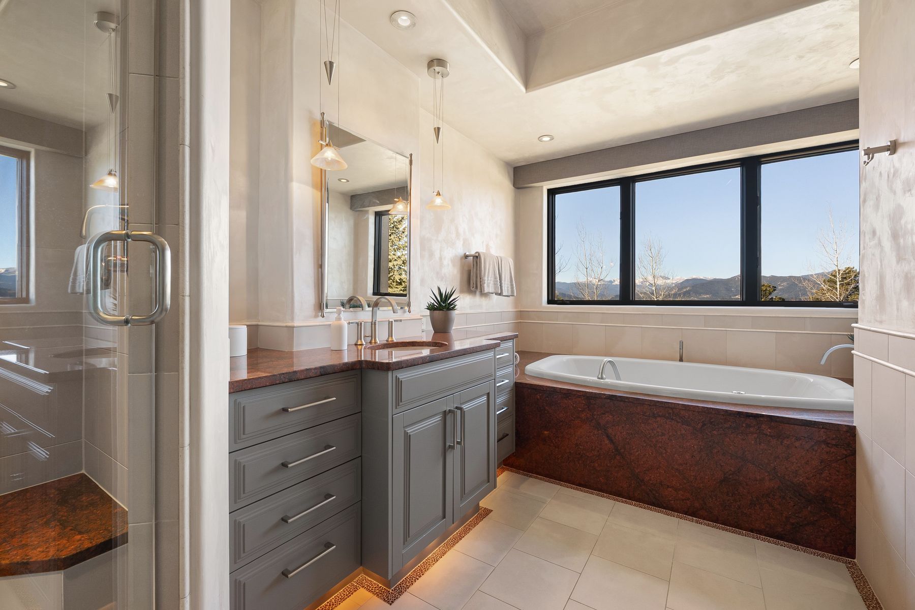  Premium Location with Unobstructed Front Range Views - 物件實景
