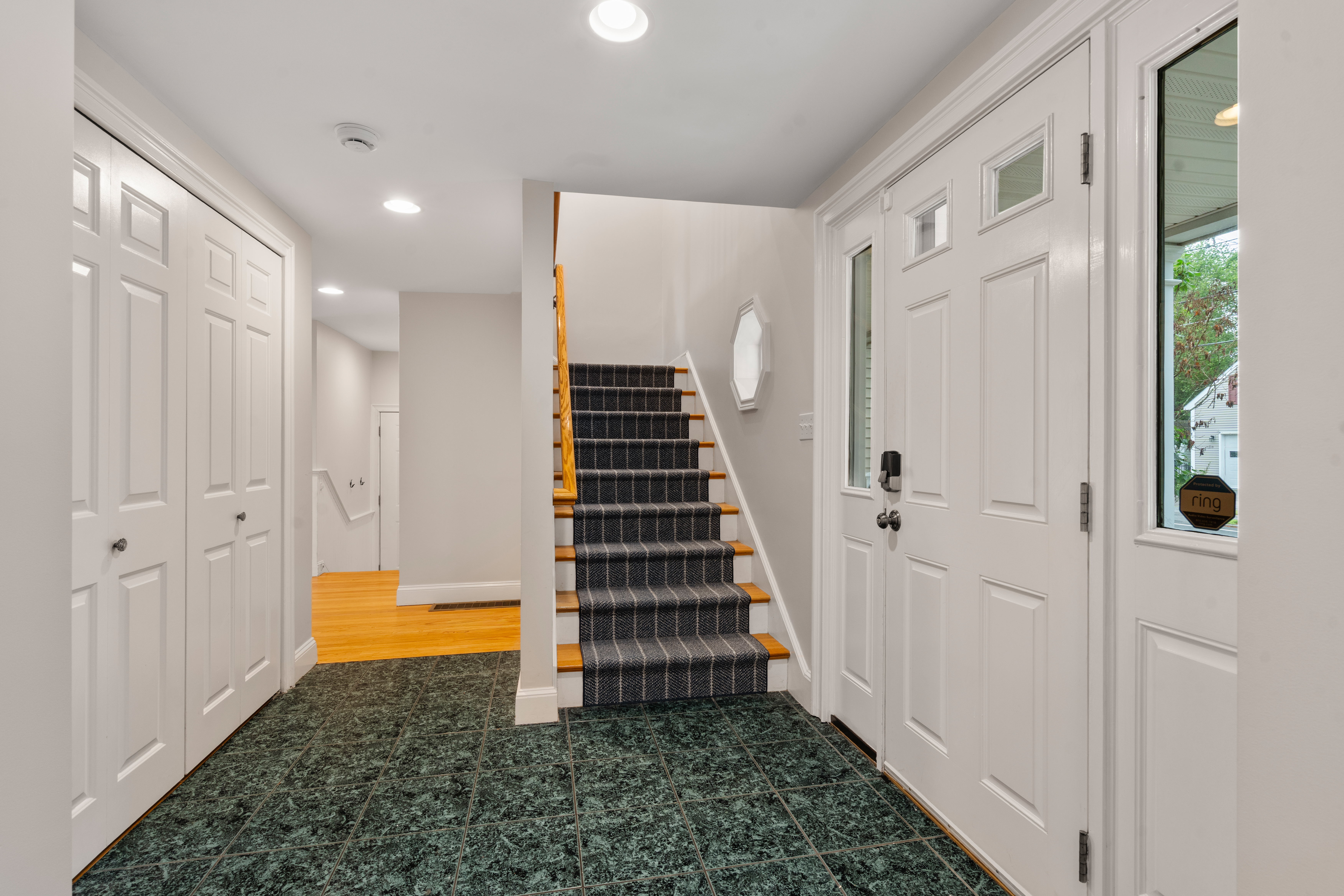  155 Oak Street, Needham, MA, 02492 - 物件實景