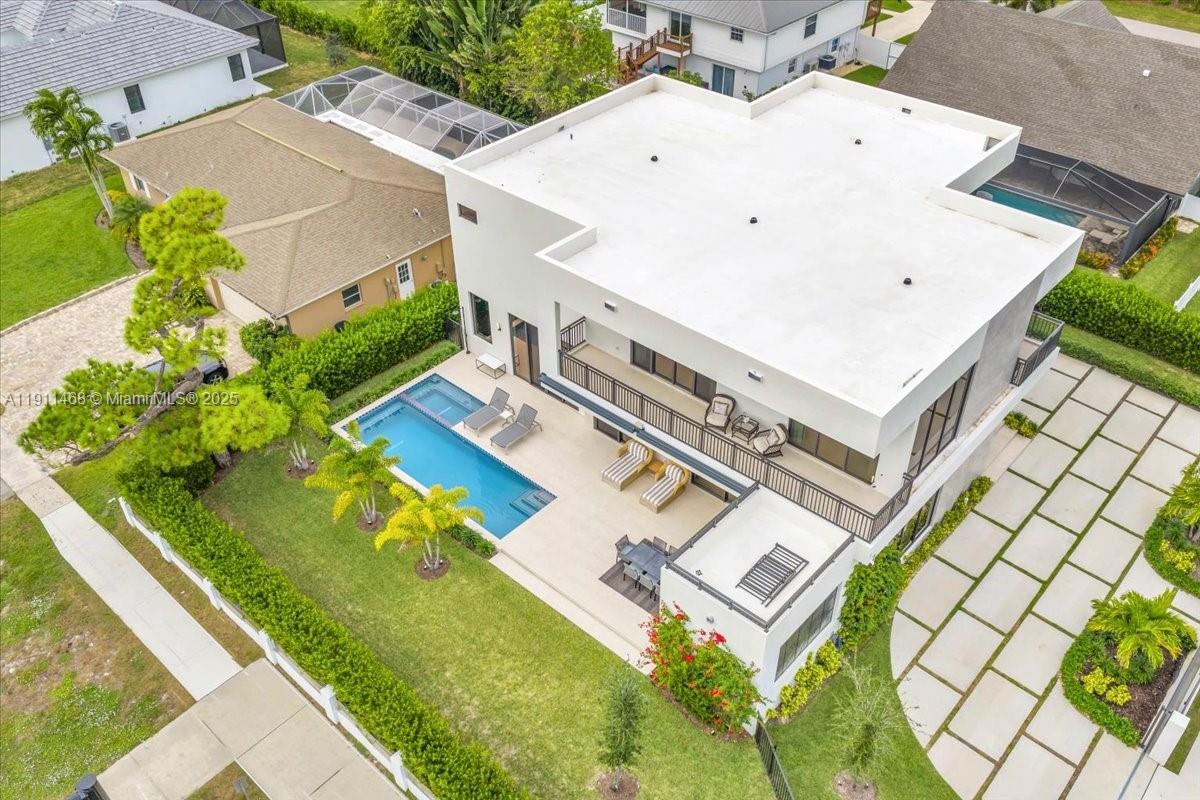 Marco Island, Florida, 34145, United States, 4 Bedrooms Bedrooms, ,5 BathroomsBathrooms,Residential,For Sale,1995875