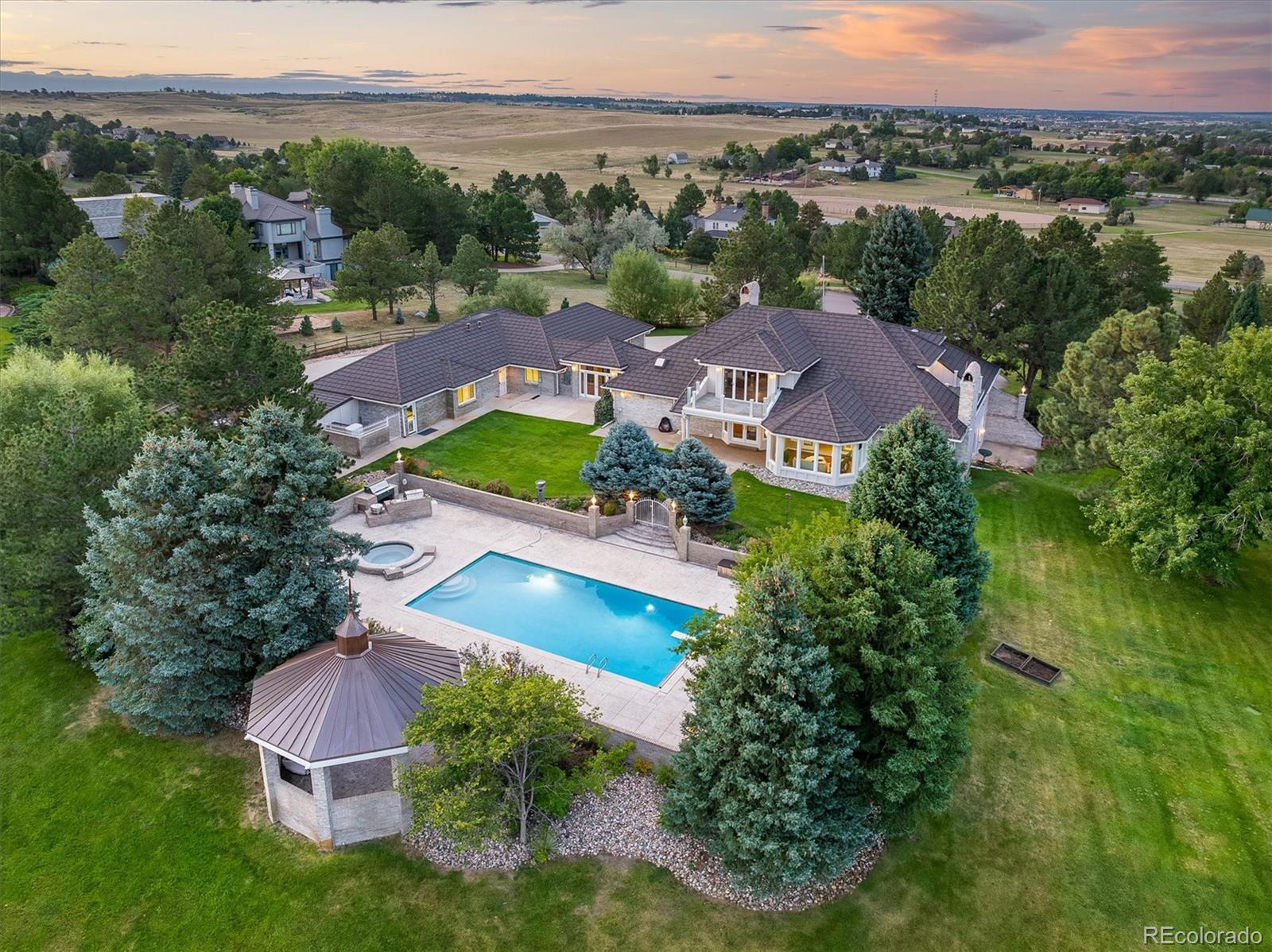 Centennial, Colorado, 80016, United States, 6 Bedrooms Bedrooms, ,4 BathroomsBathrooms,Residential,For Sale,1940890