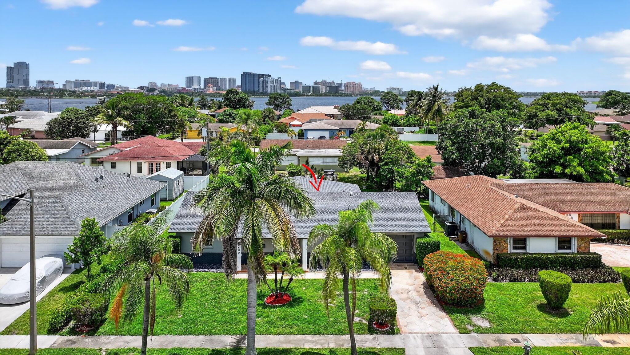 West Palm Beach, Florida, 33401, United States, 4 Bedrooms Bedrooms, ,2 BathroomsBathrooms,Residential,For Sale,1975982