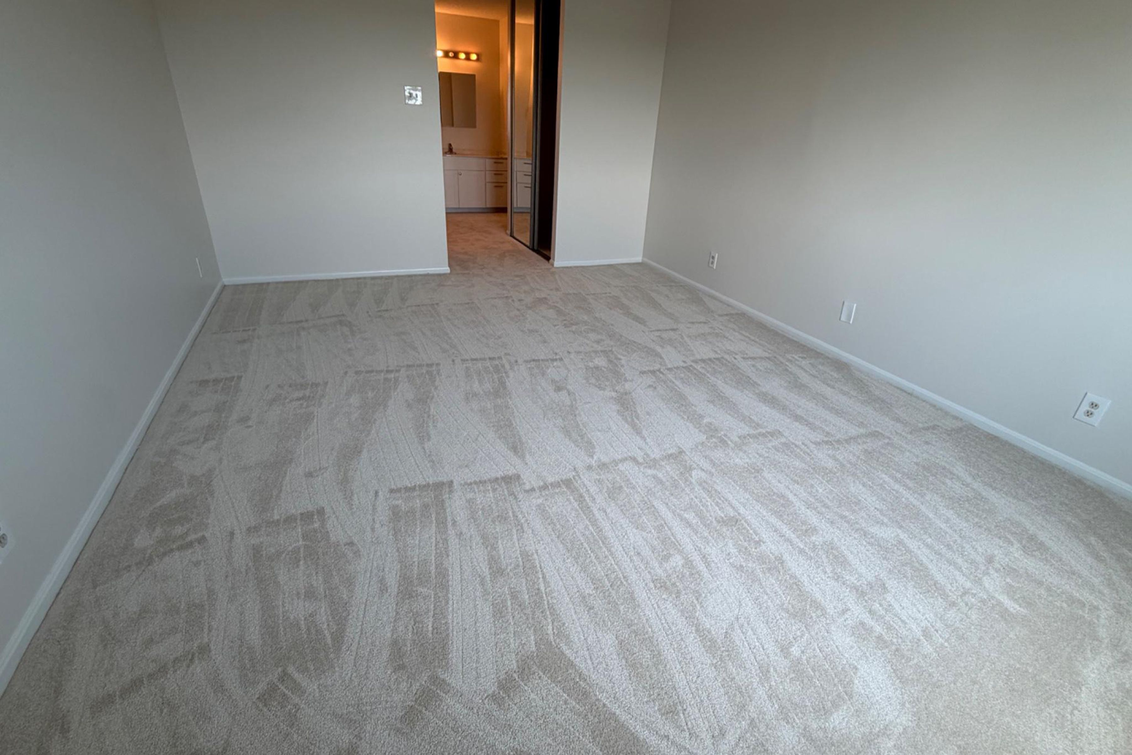  203 Yoakum Parkway, Alexandria, VA, 22304 - 物件實景