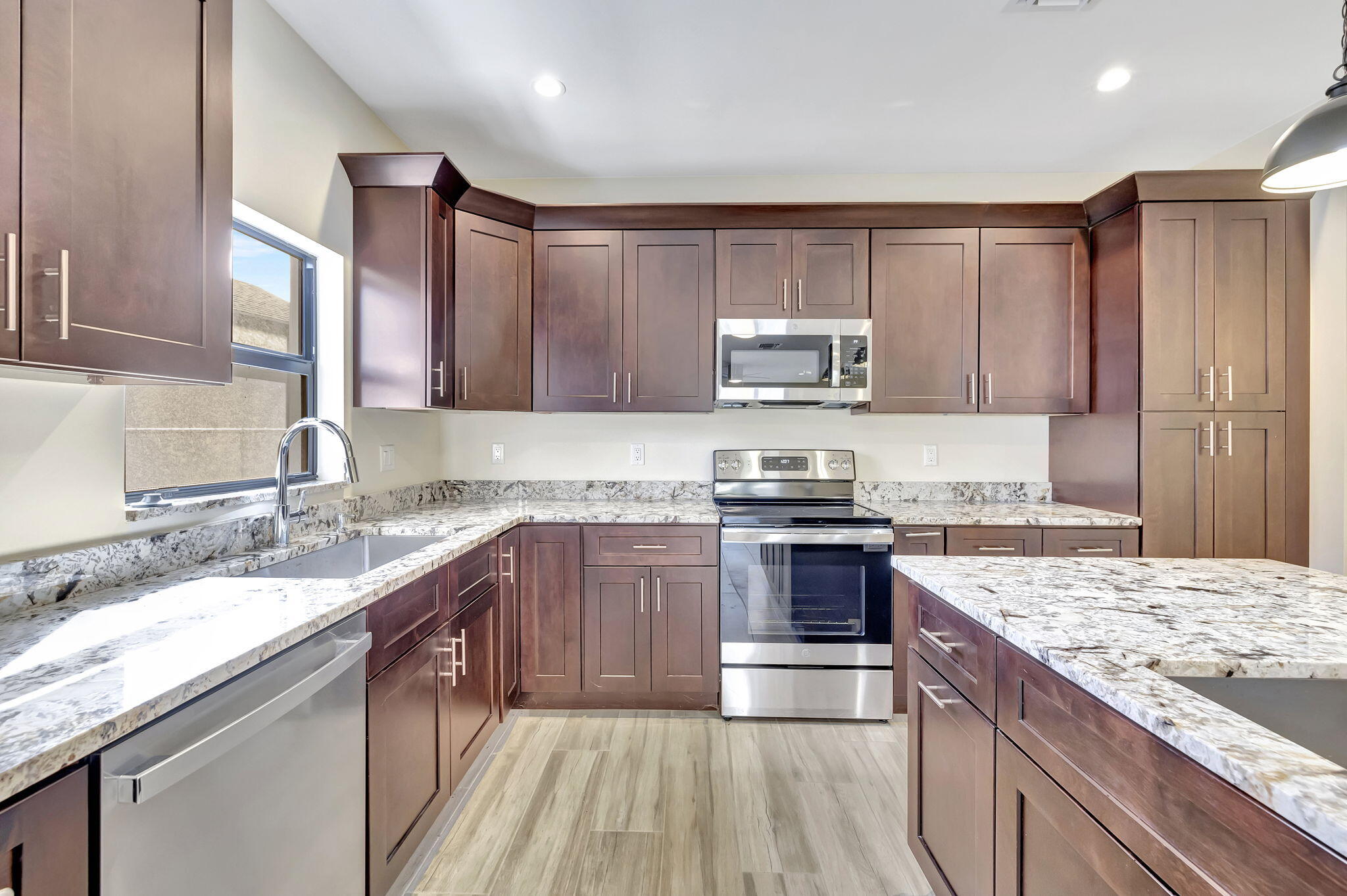 Delray Beach, Florida, 33444, United States, 3 Bedrooms Bedrooms, ,2 BathroomsBathrooms,Residential,For Sale,1690902