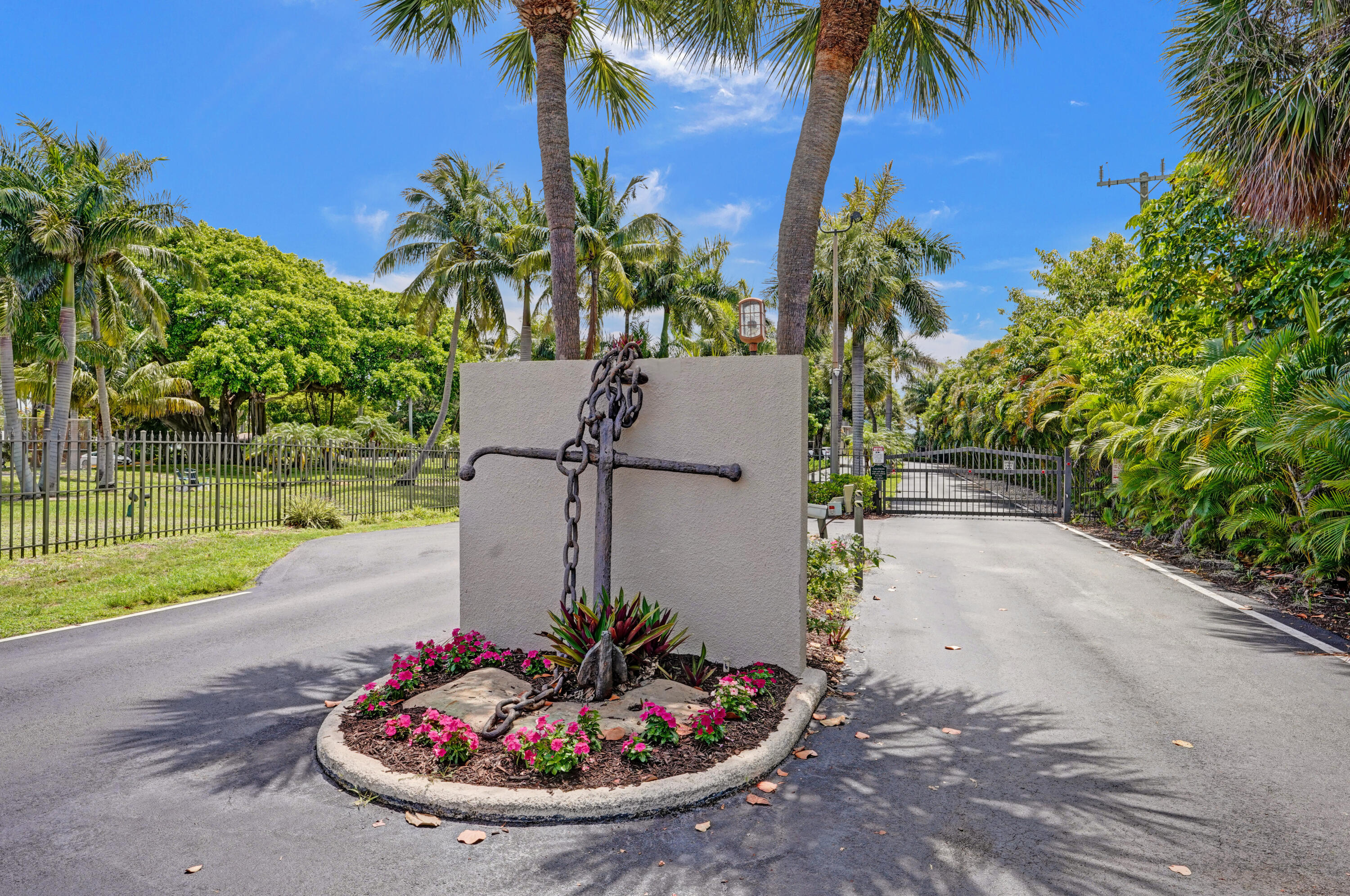 Boynton Beach, Florida, 33435, United States, 2 Bedrooms Bedrooms, ,2 BathroomsBathrooms,Residential,For Sale,1849946
