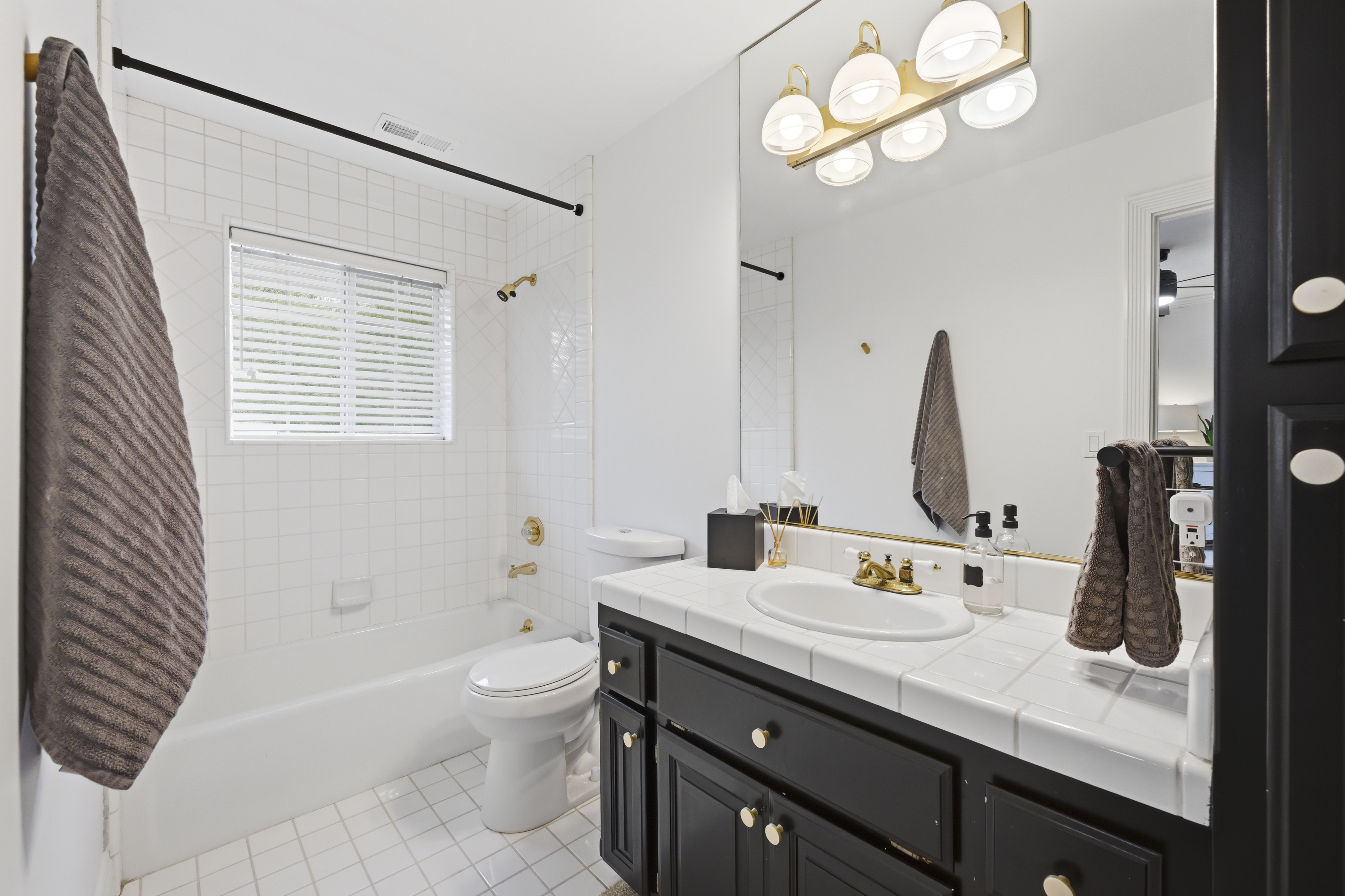  9660 Los Lagos Circle North, Granite Bay, CA 95746 - 物件實景