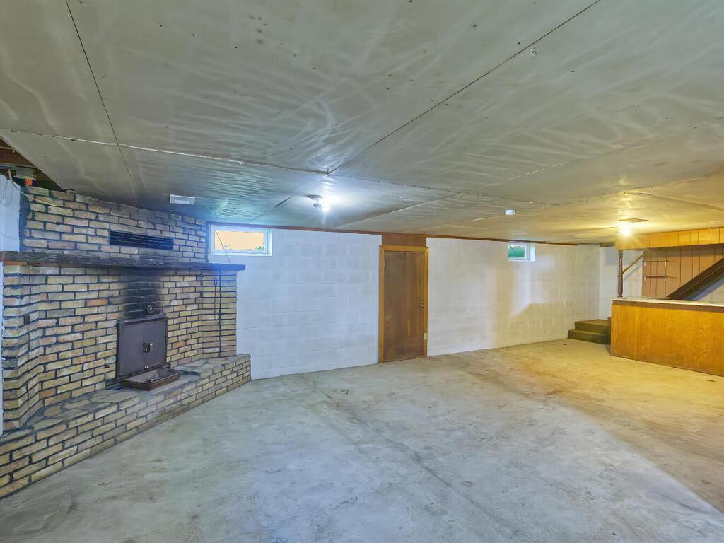 Winsted, Minnesota, 55395, United States, 2 Bedrooms Bedrooms, ,1 BathroomBathrooms,Residential,For Sale,1979675