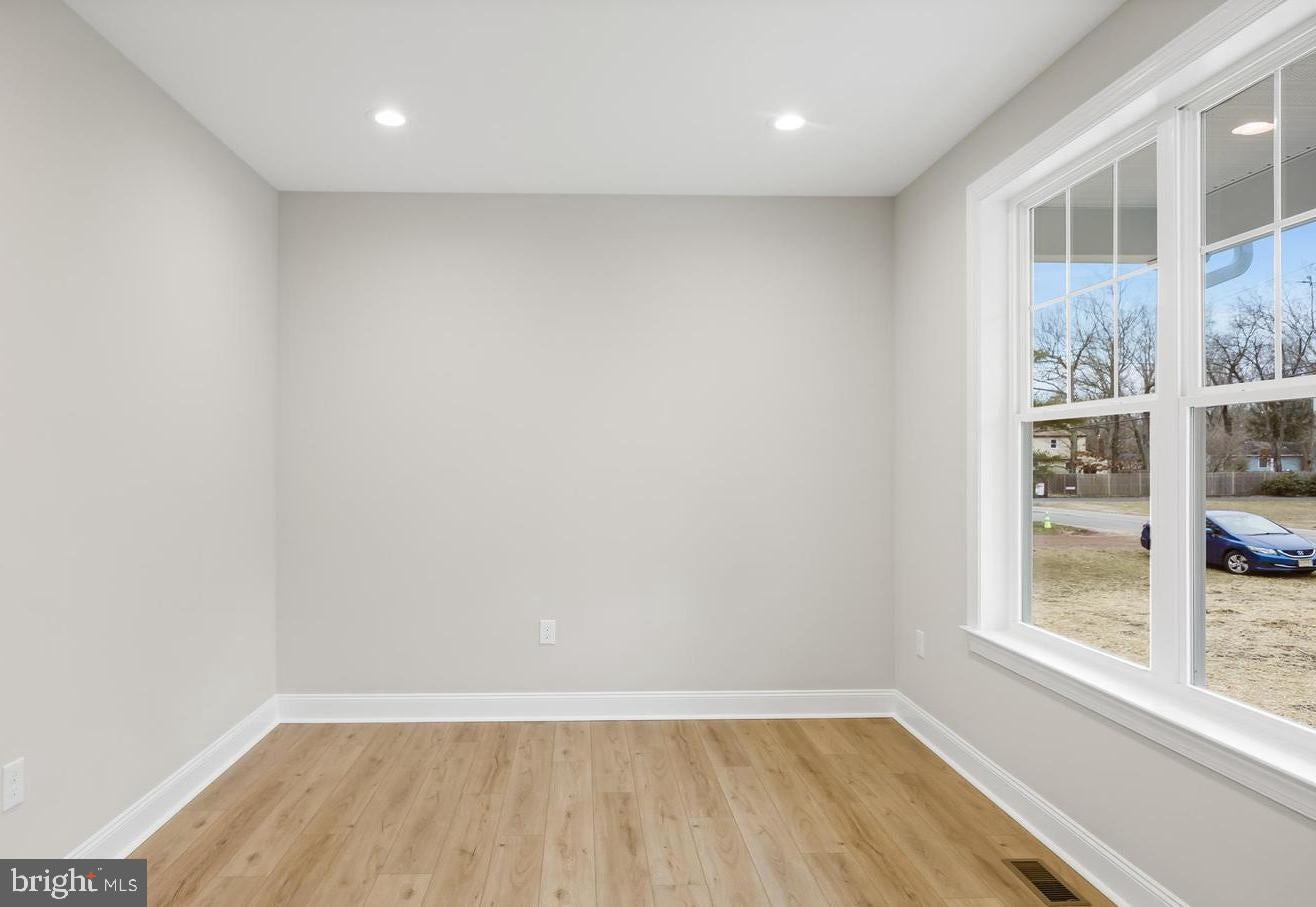 HAMMONTON, New Jersey, 08037, United States, 4 Bedrooms Bedrooms, ,3 BathroomsBathrooms,Residential,For Sale,1996393