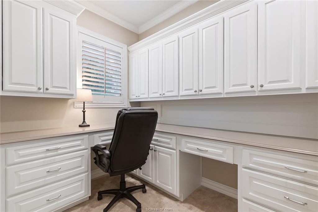 College Station, Texas, 77845, United States, 6 Bedrooms Bedrooms, ,7 BathroomsBathrooms,Residential,For Sale,2000779