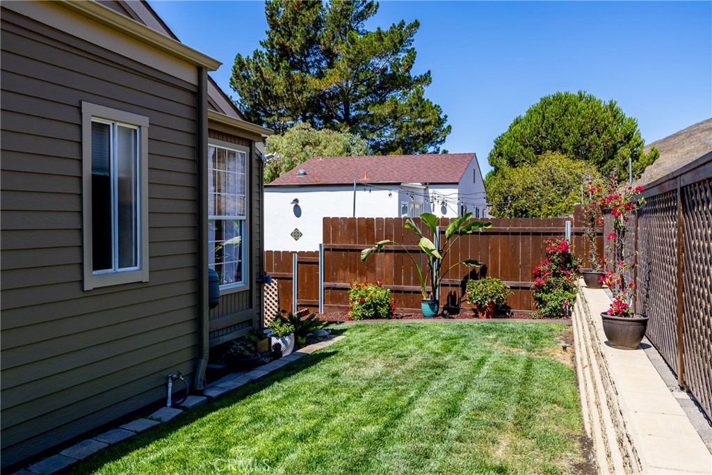 San Luis Obispo, California, 93401, United States, 2 Bedrooms Bedrooms, ,2 BathroomsBathrooms,Residential,For Sale,1935335
