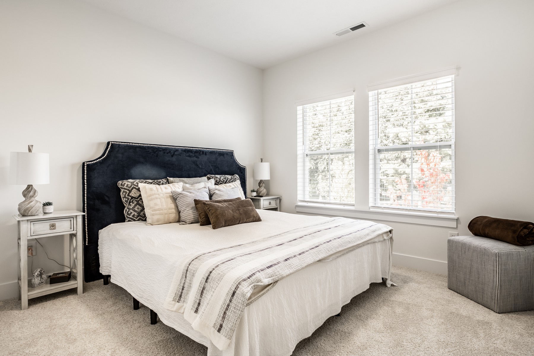  Beautifully Designed 5 Bedroom Home in Desirable Westfield Neighborhood - 物件實景